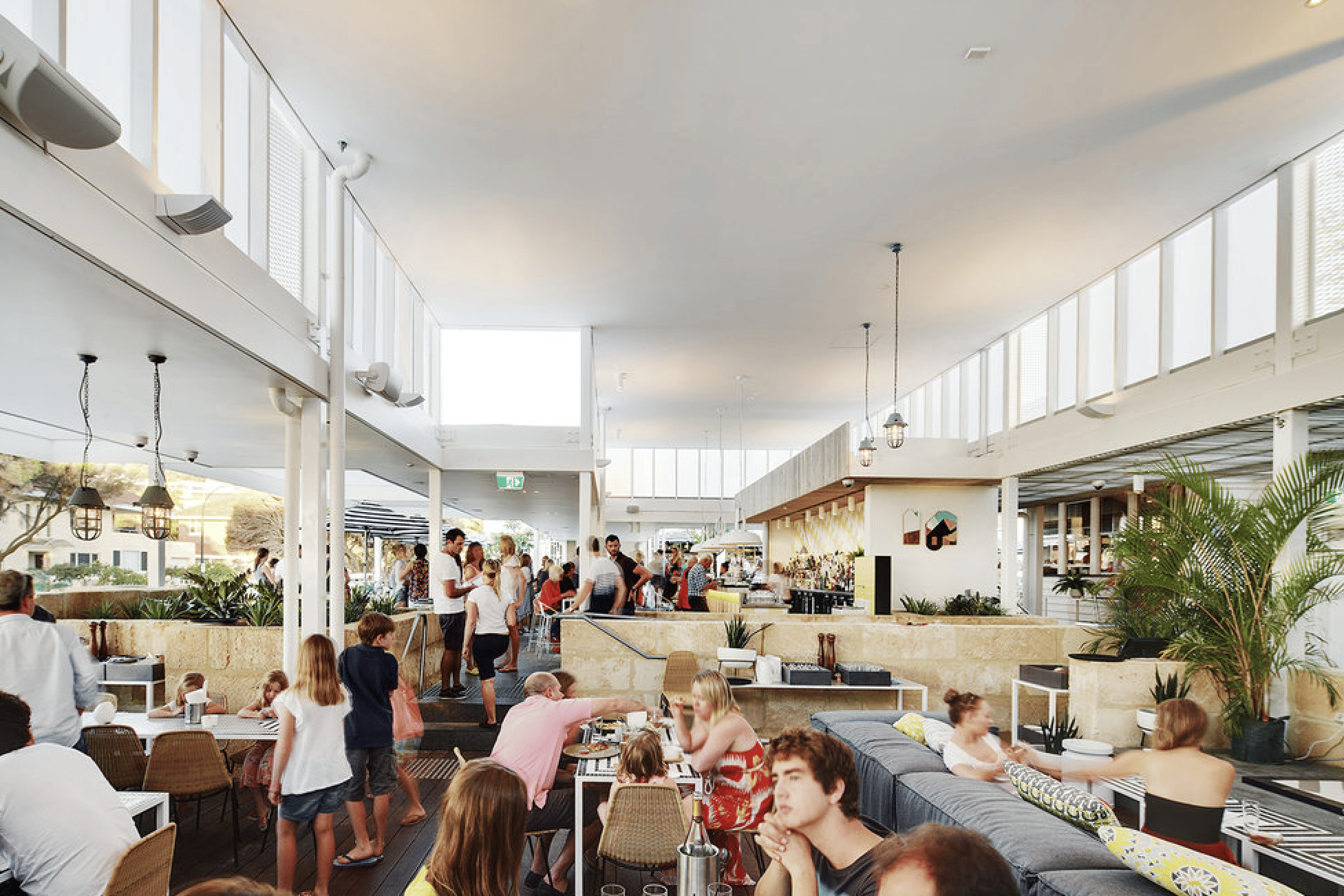 The Cottesloe Beach Hotel 4