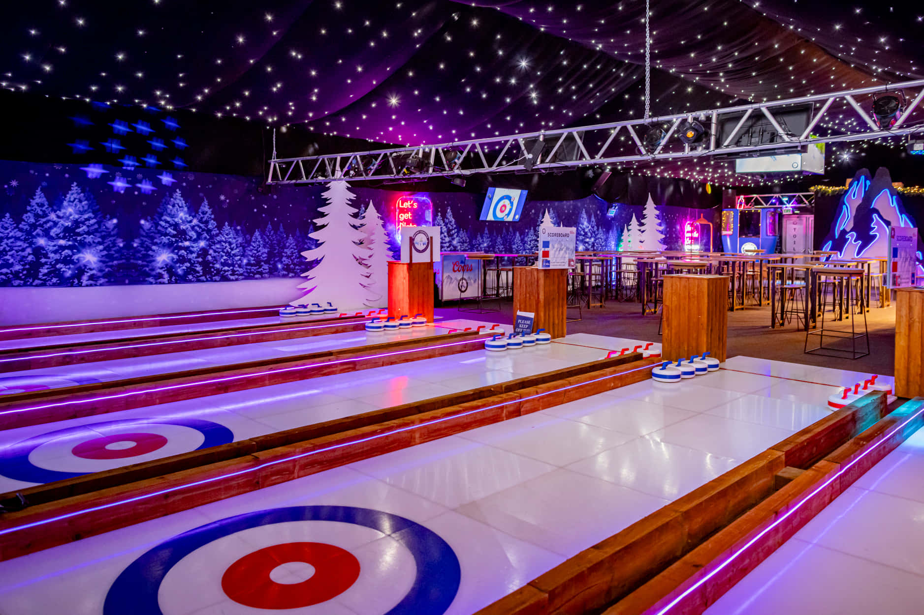 The Curling Club @ New Jackson. Manchester 0