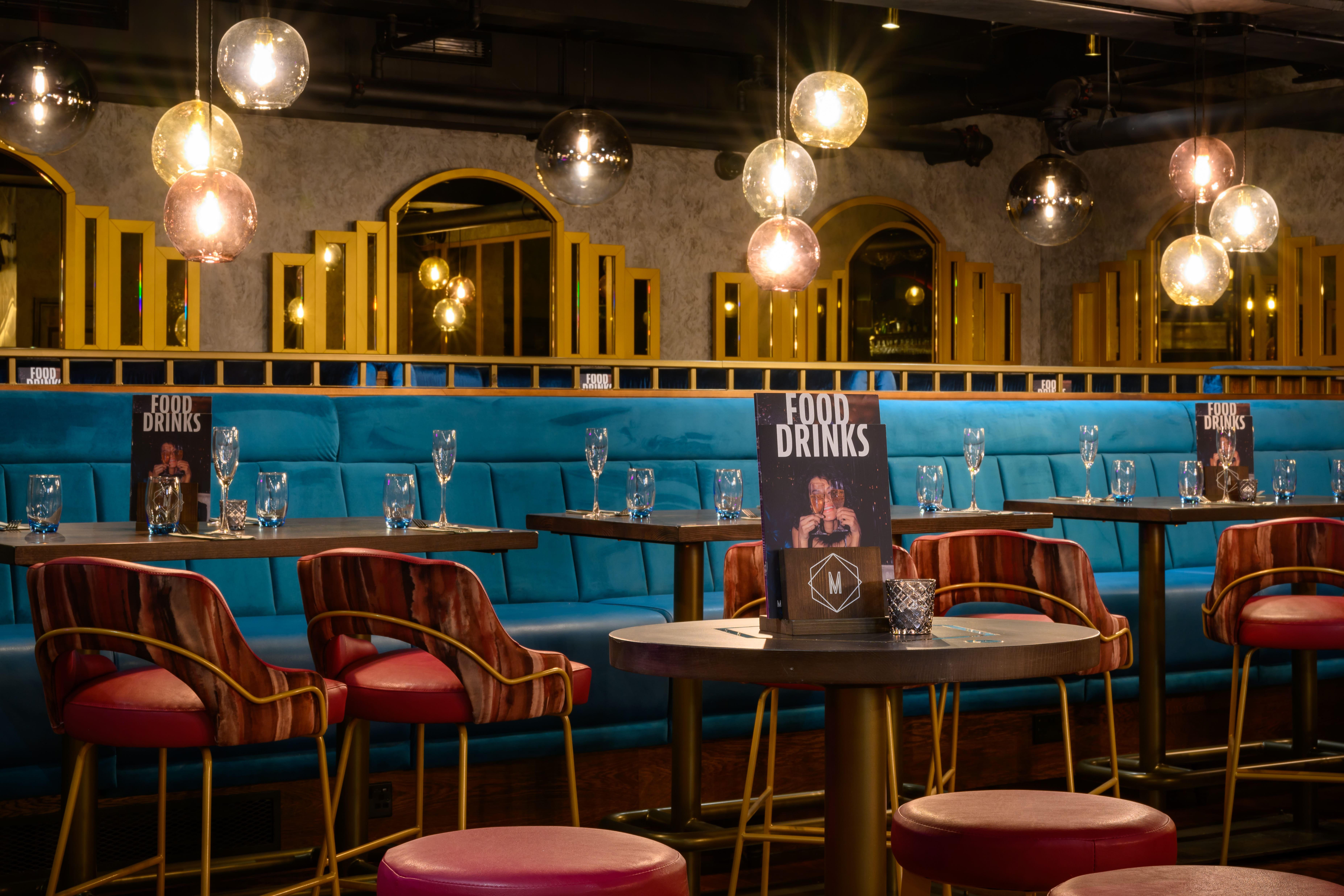 Private Cocktail Bar  2