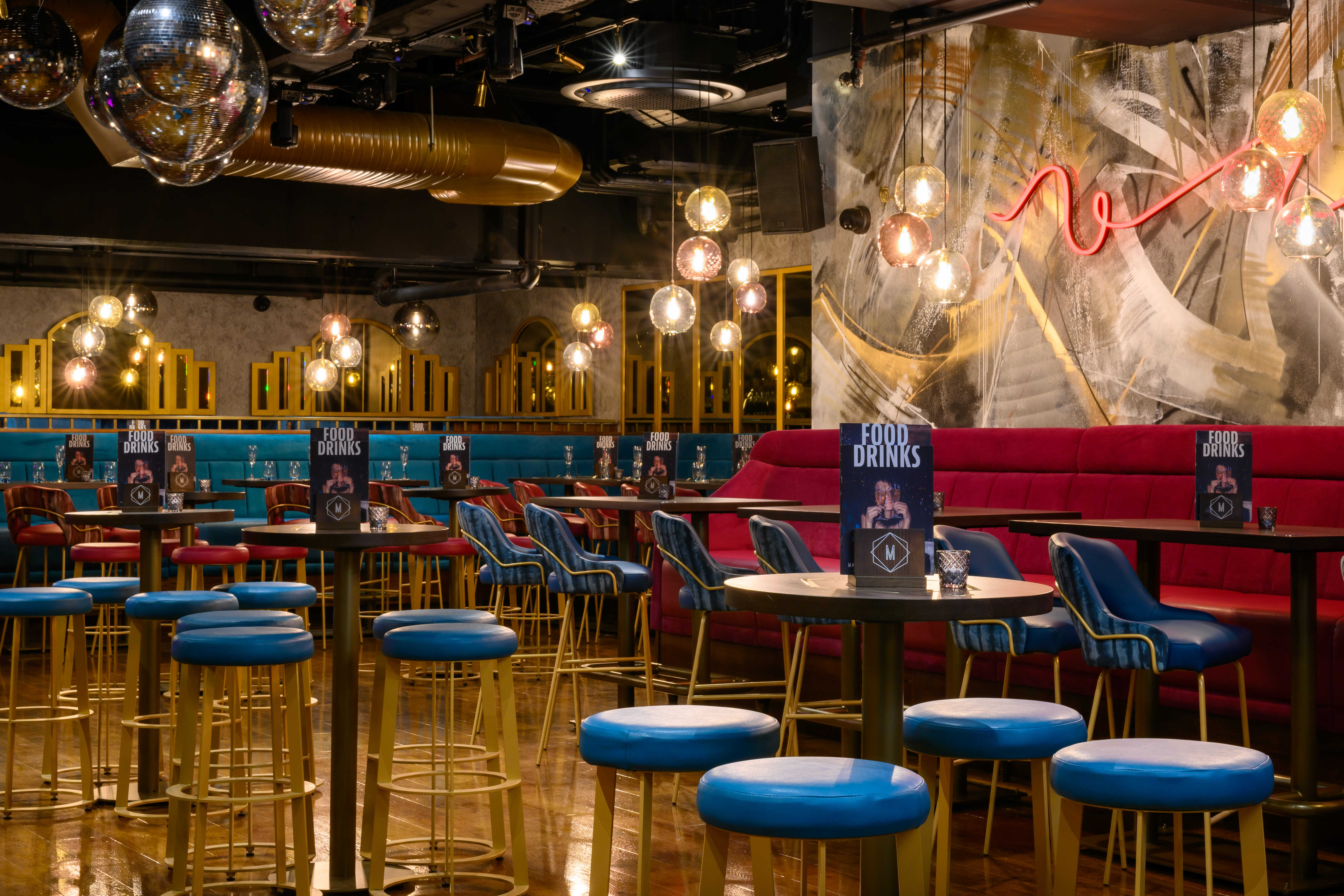 Private Cocktail Bar  1