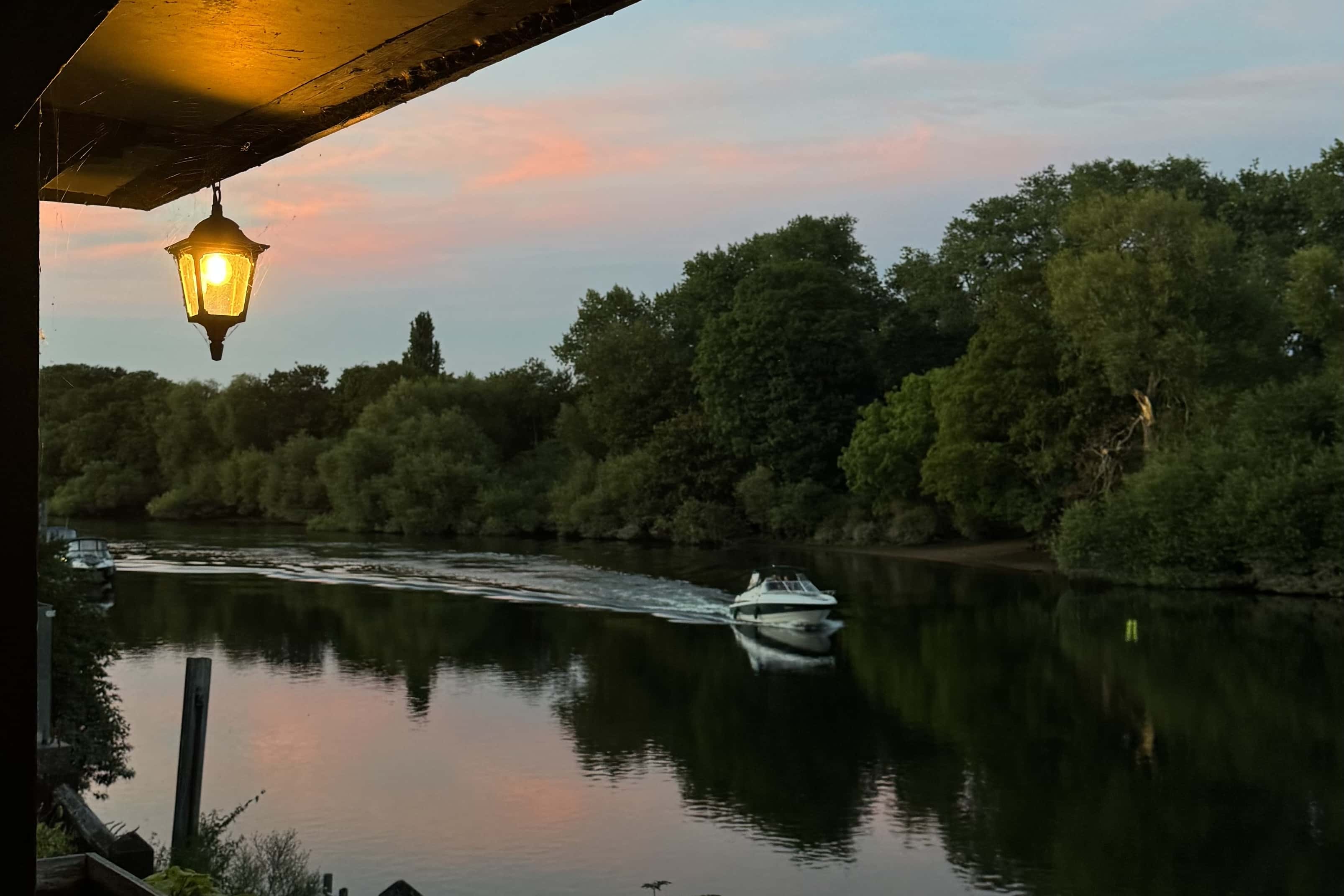 Riverside Property with Boathouse and Large Garden 2