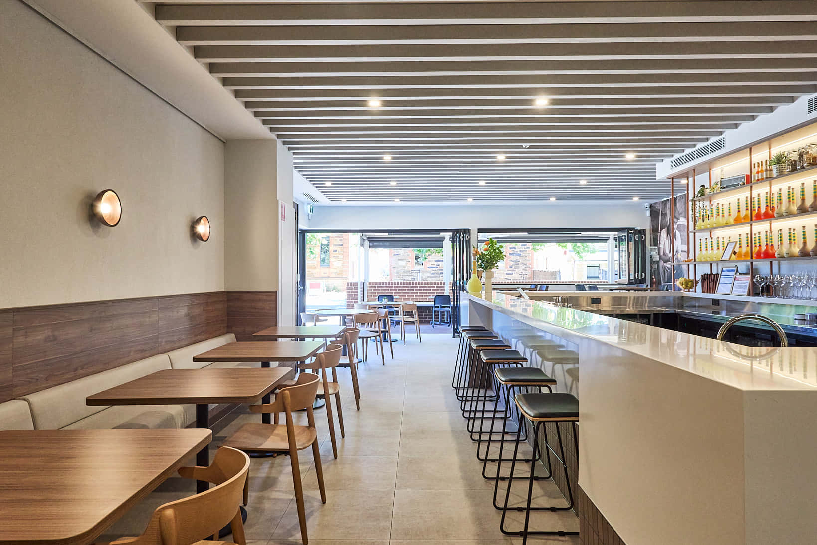 Main Area Dining Room & Front Bar 3