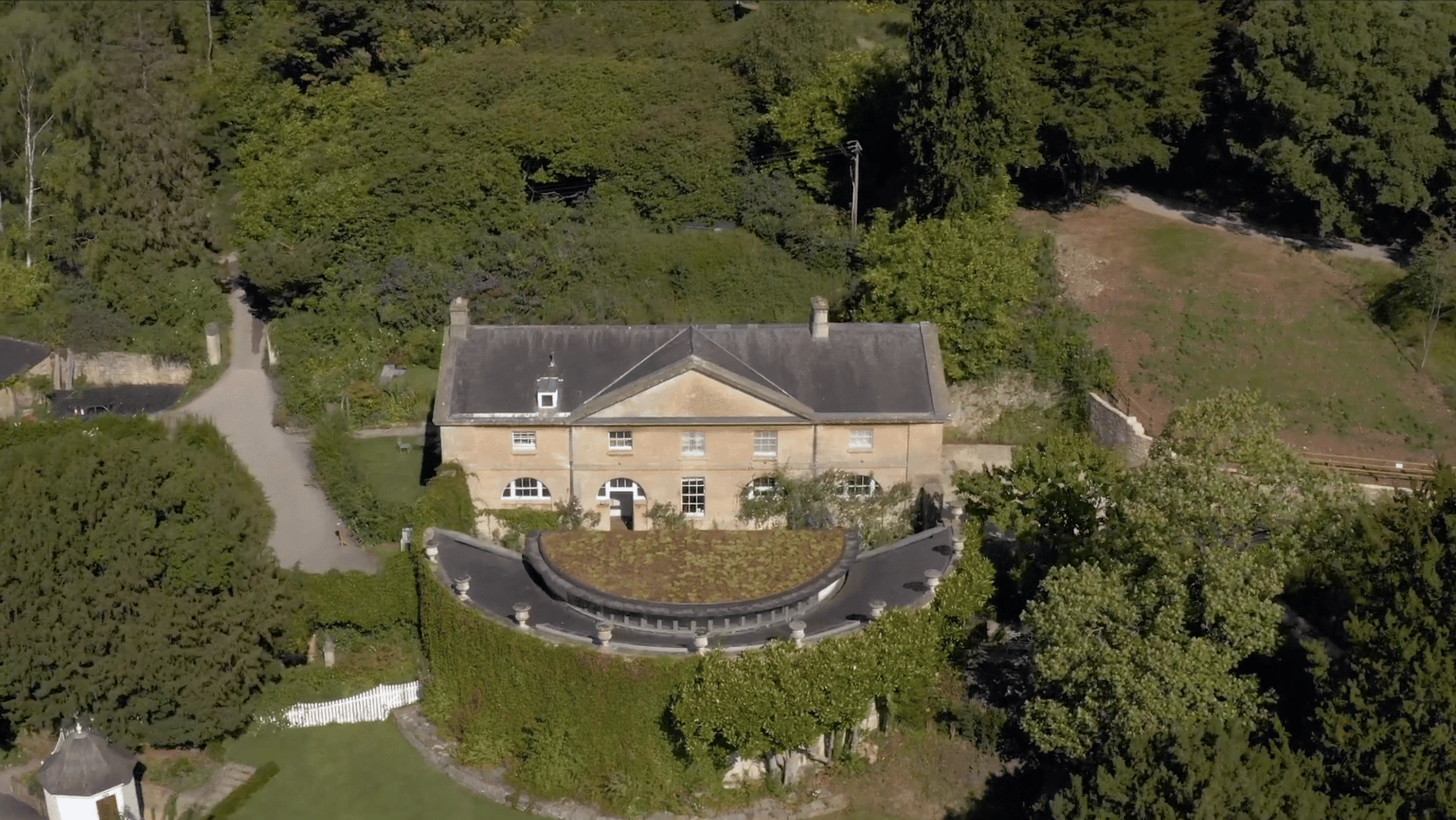 Coach House Maple Room 3