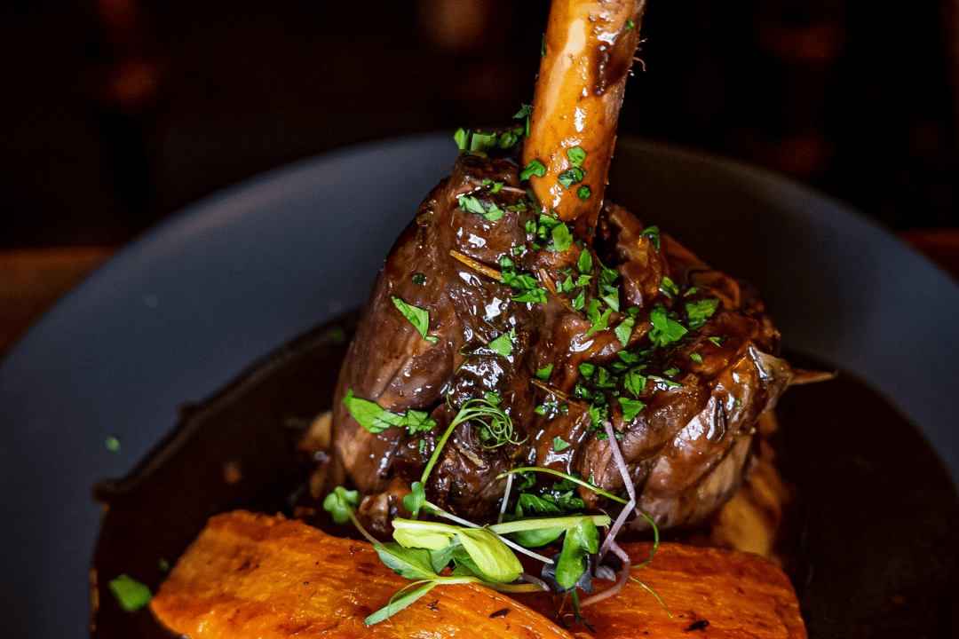 The Hamlet - Vinyl Bar 15