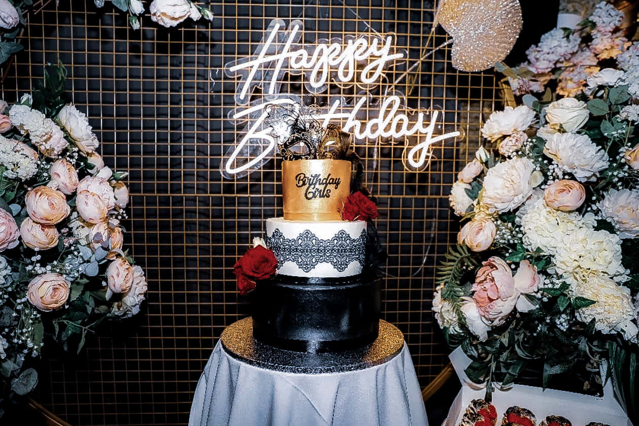 The Hamlet - Vinyl Bar 11