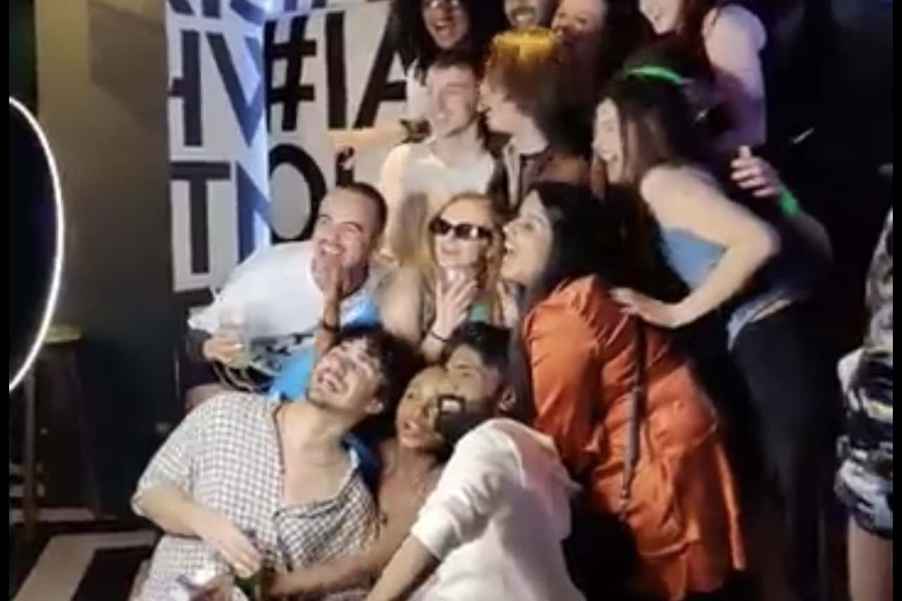 HOLLYWOOD HILLS! STUDIO 66 3