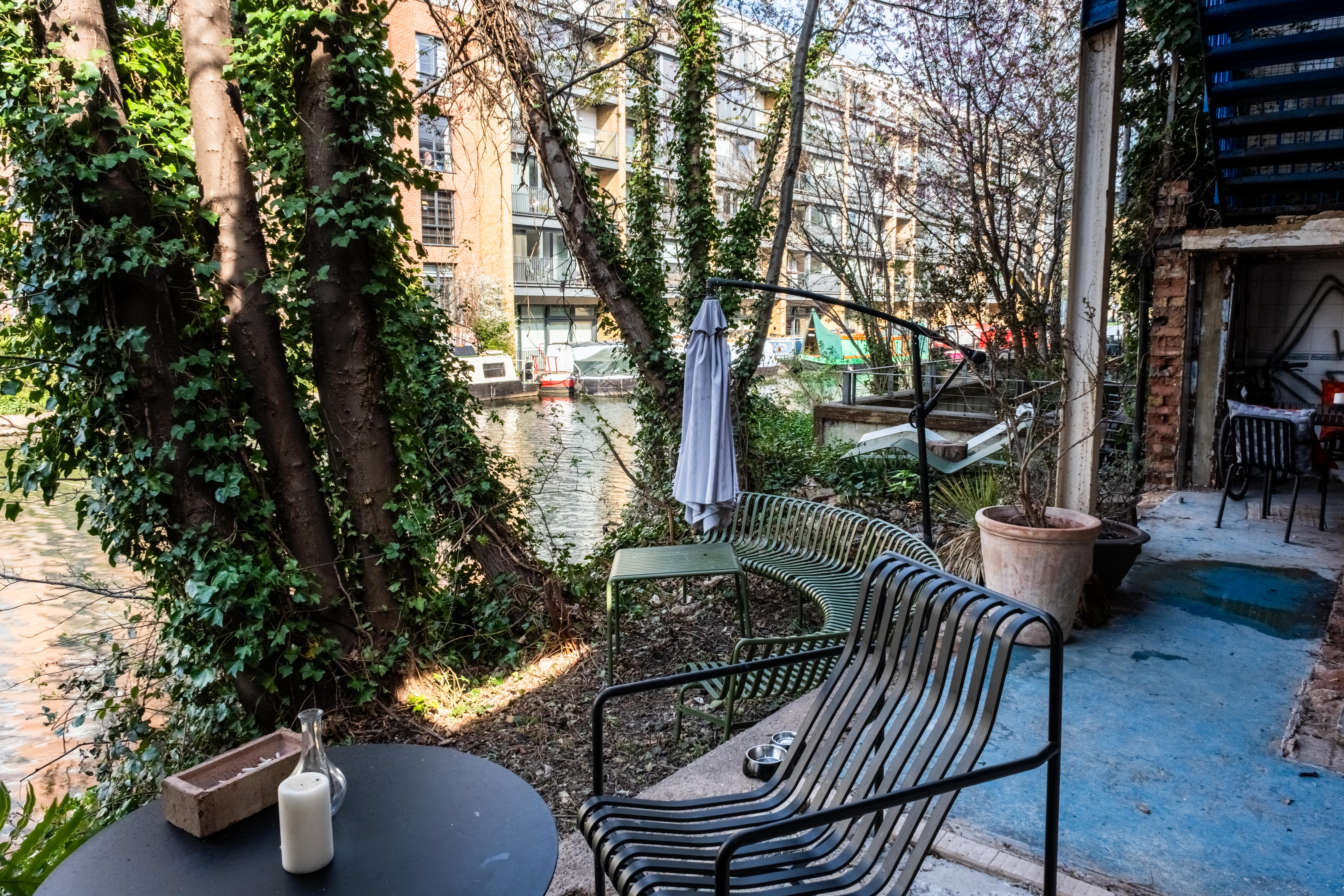 ORSMAN ROAD STUDIOS  7