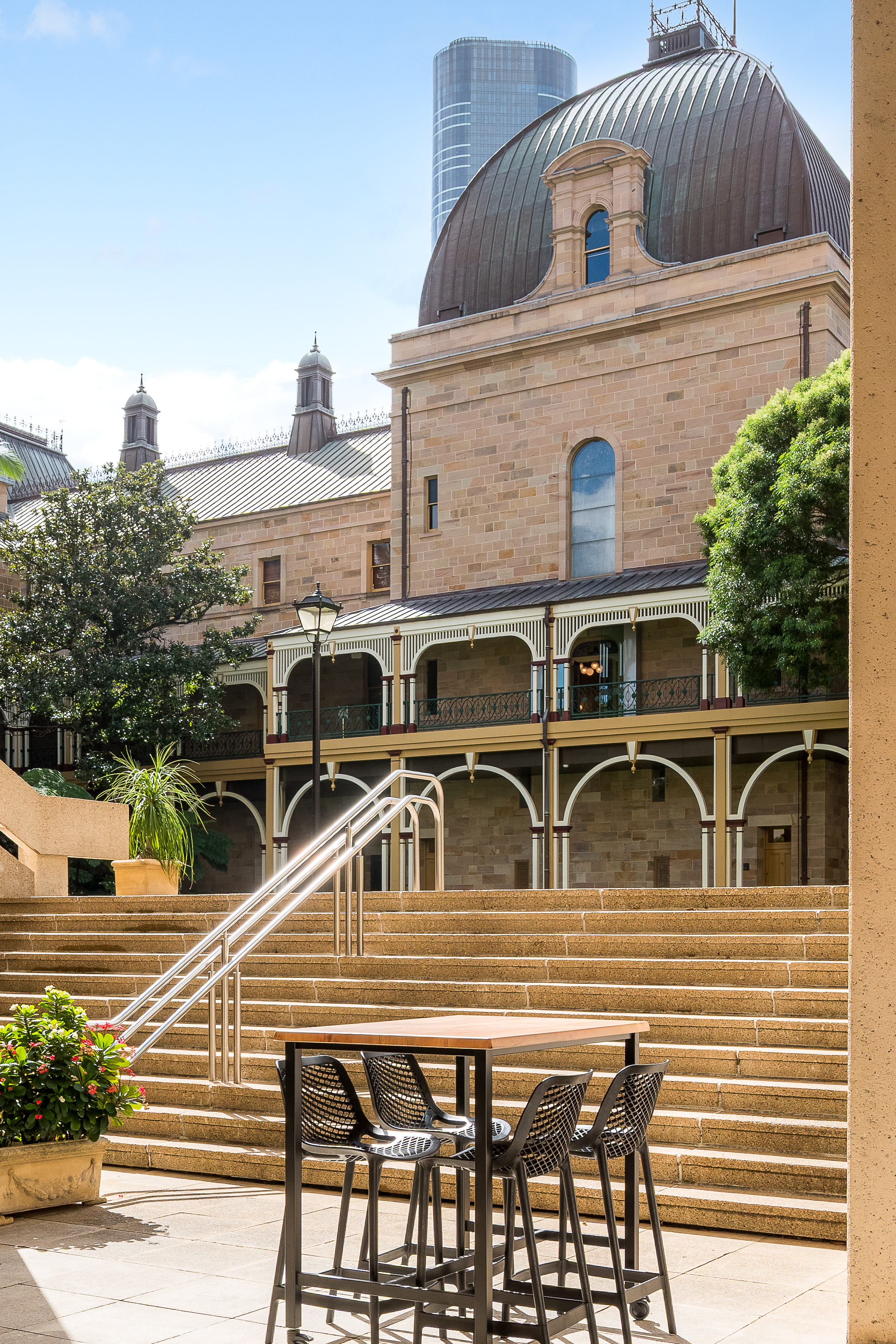 The Speakers Green 2