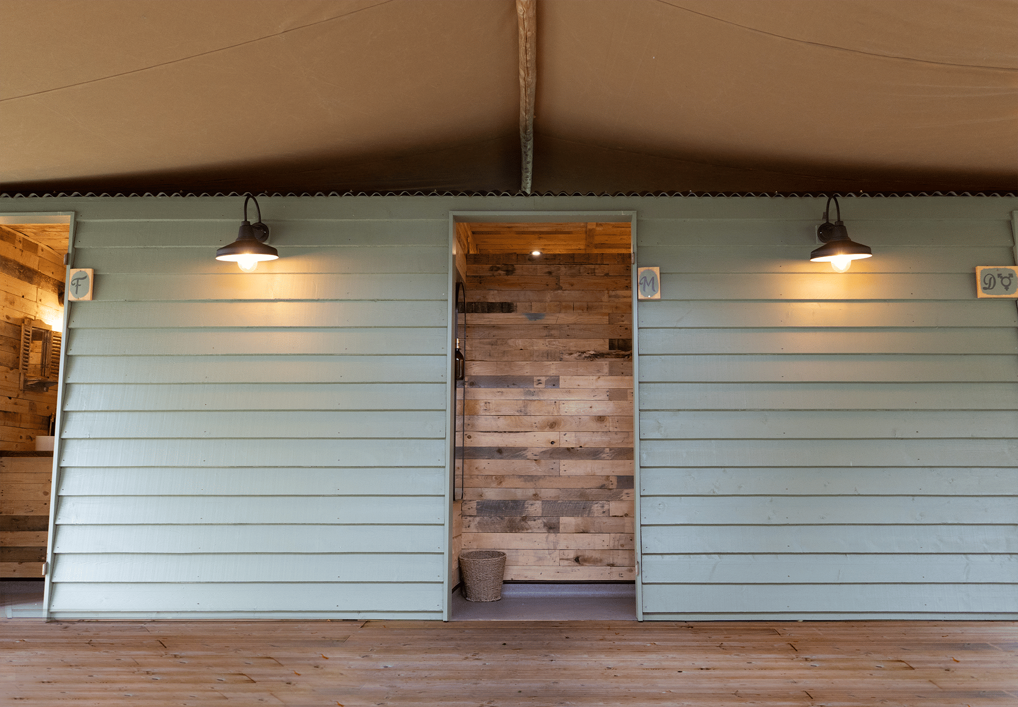 Tipis at Mapledurham 9