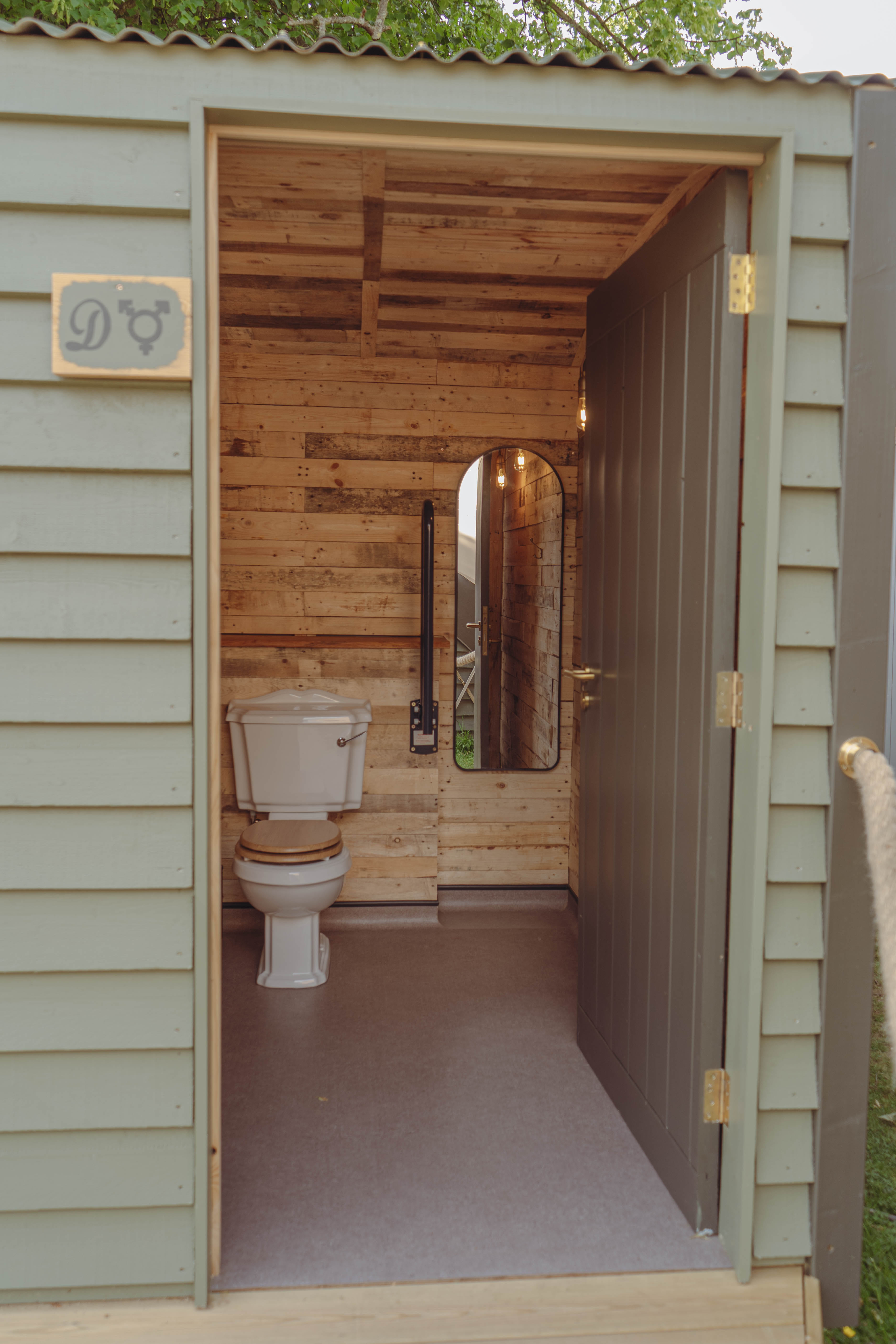 Tipis at Mapledurham 7