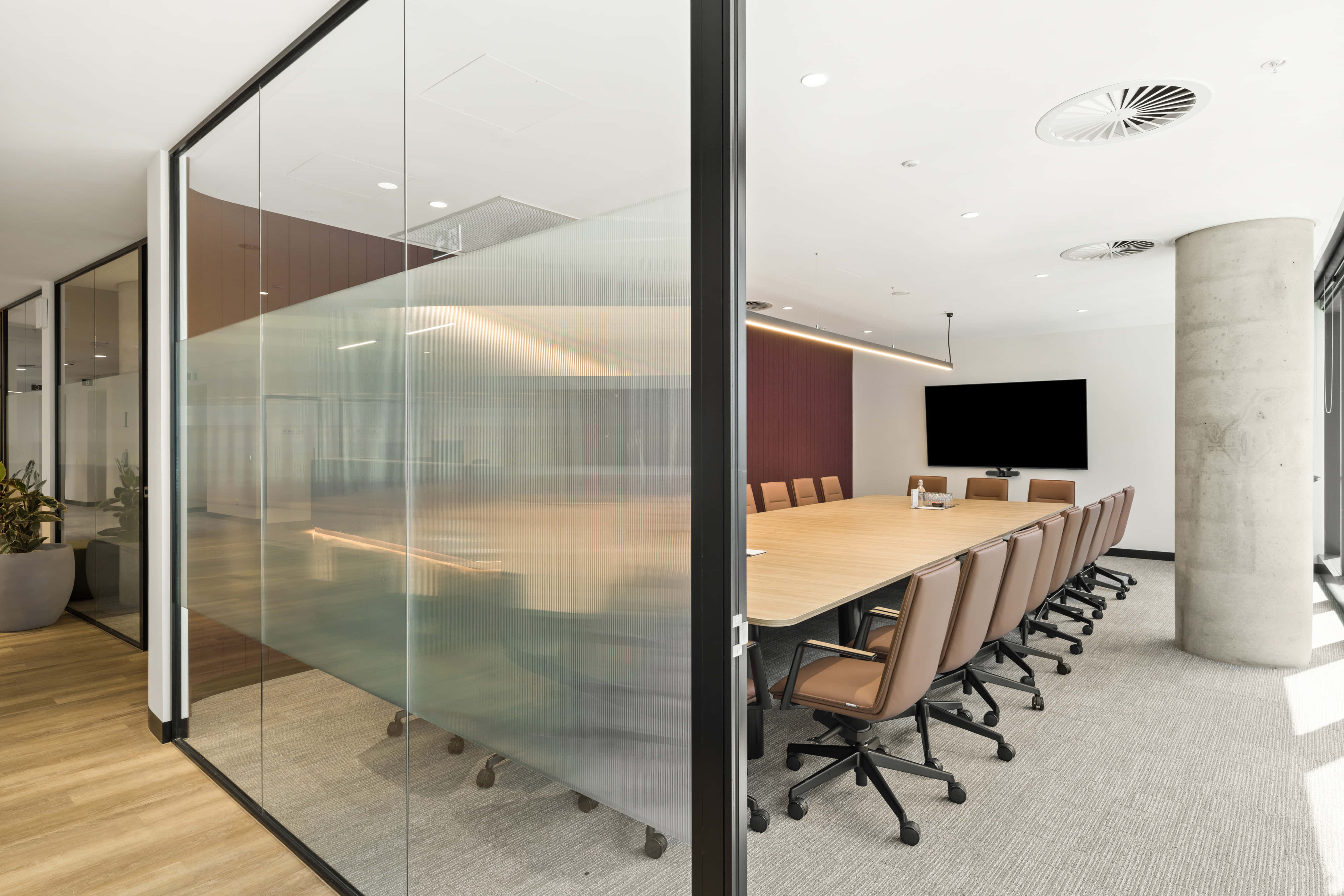 Dove Boardroom 5