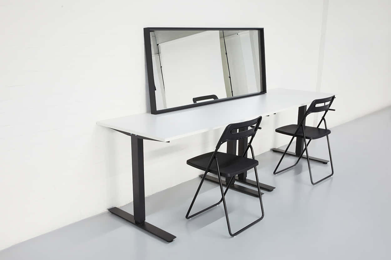 Large 2050 sqft Warehouse Studio Space 2