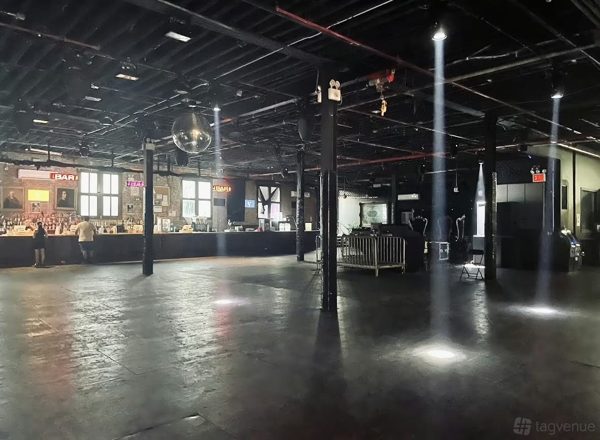 The Brooklyn Monarch 0