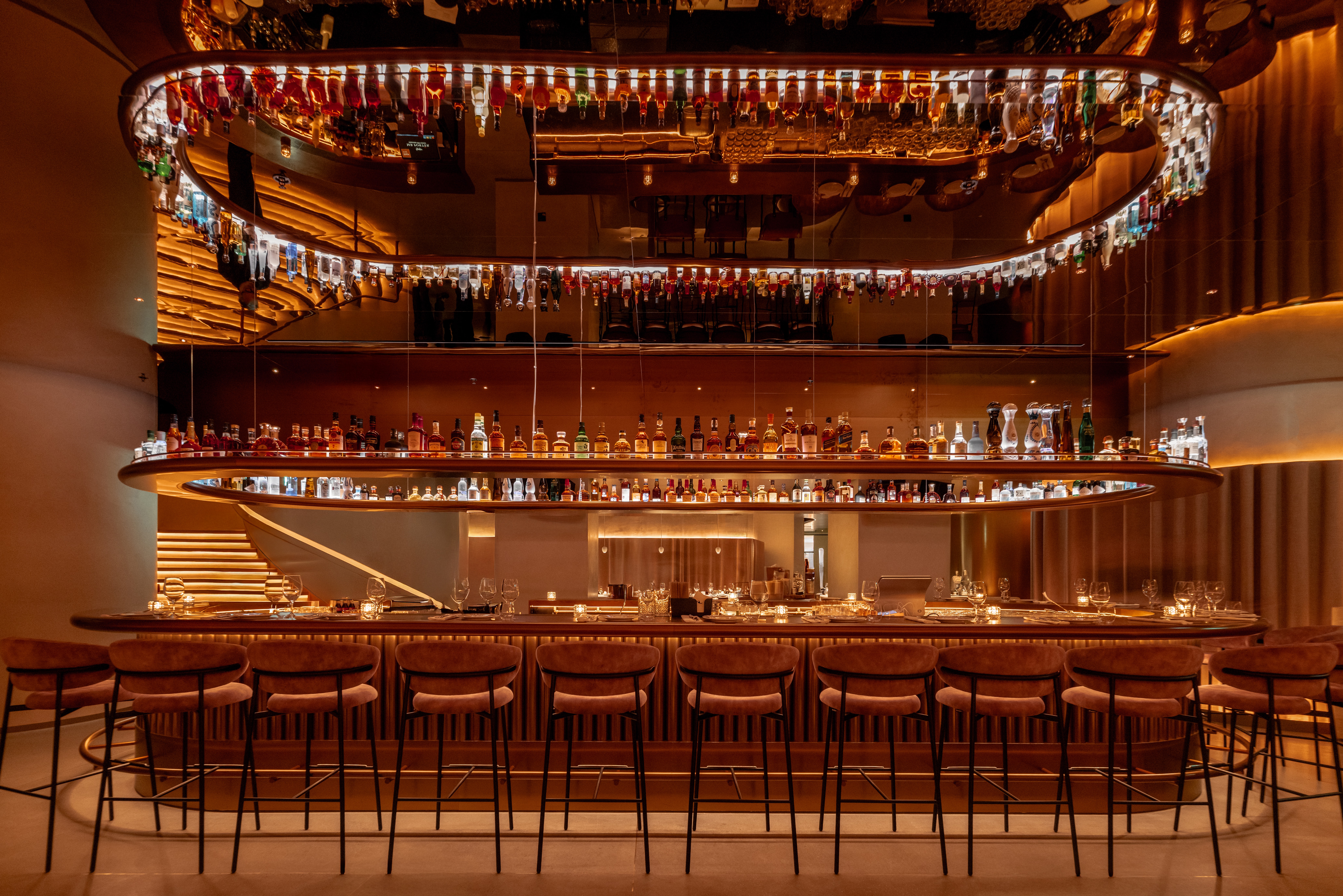 Bar & Lounge 3D tour