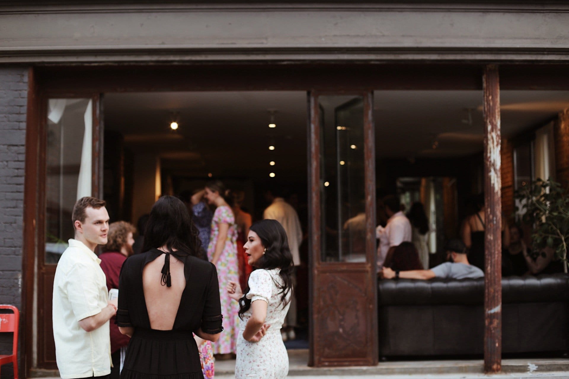 Rosa four hundred and two - Space hire 0