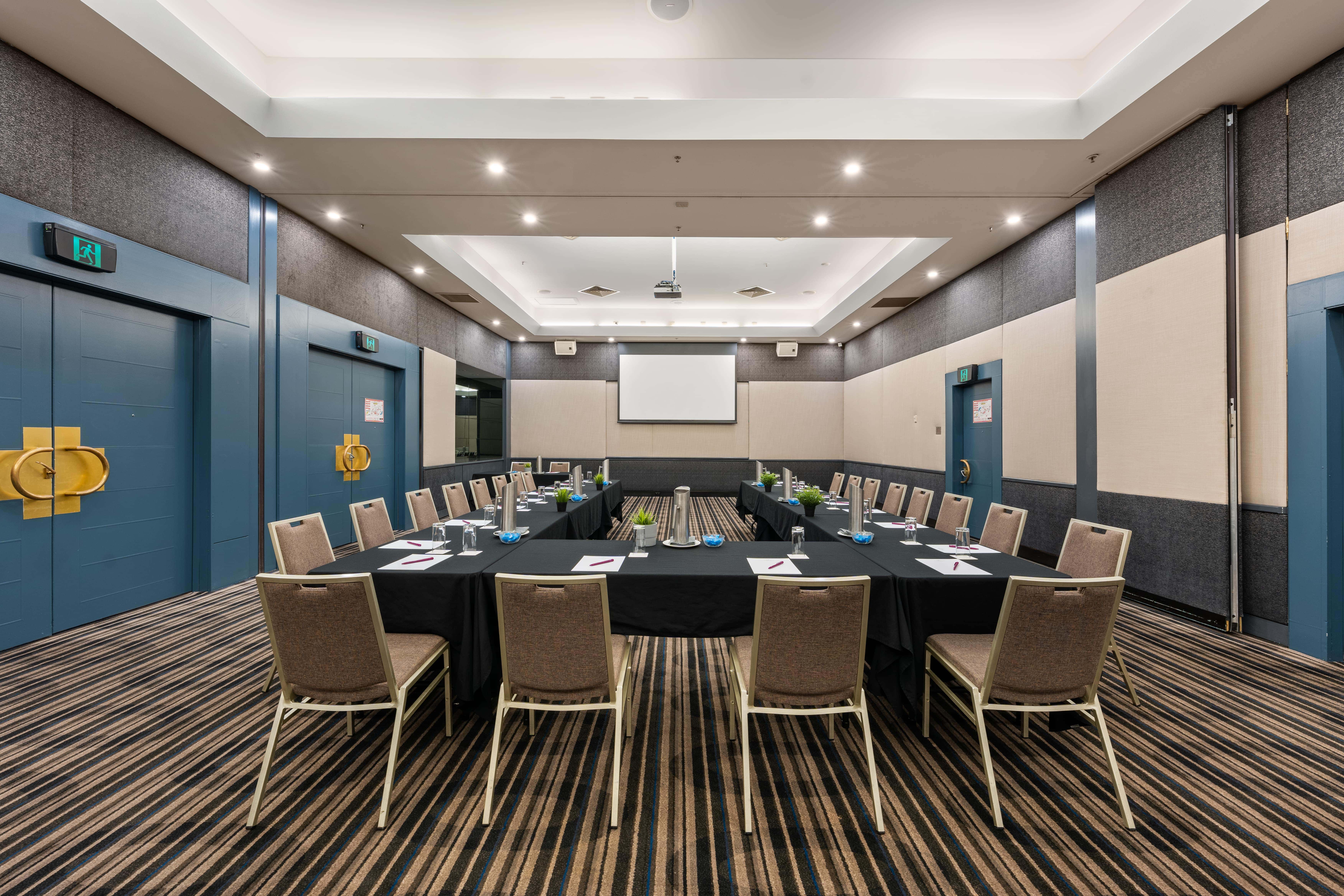 The Kauri/Cypress Room 0