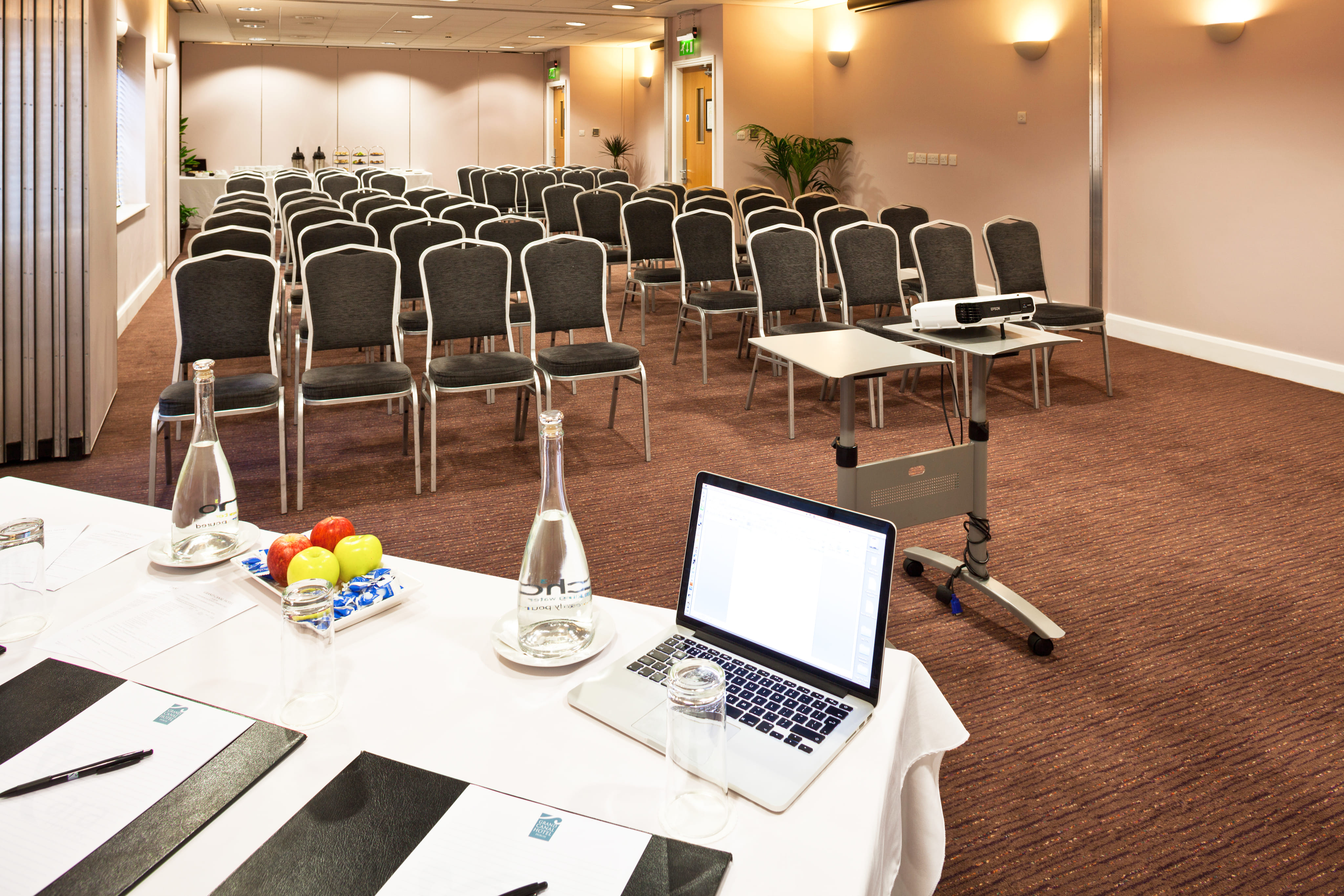 Grand Canal Suite 2 1