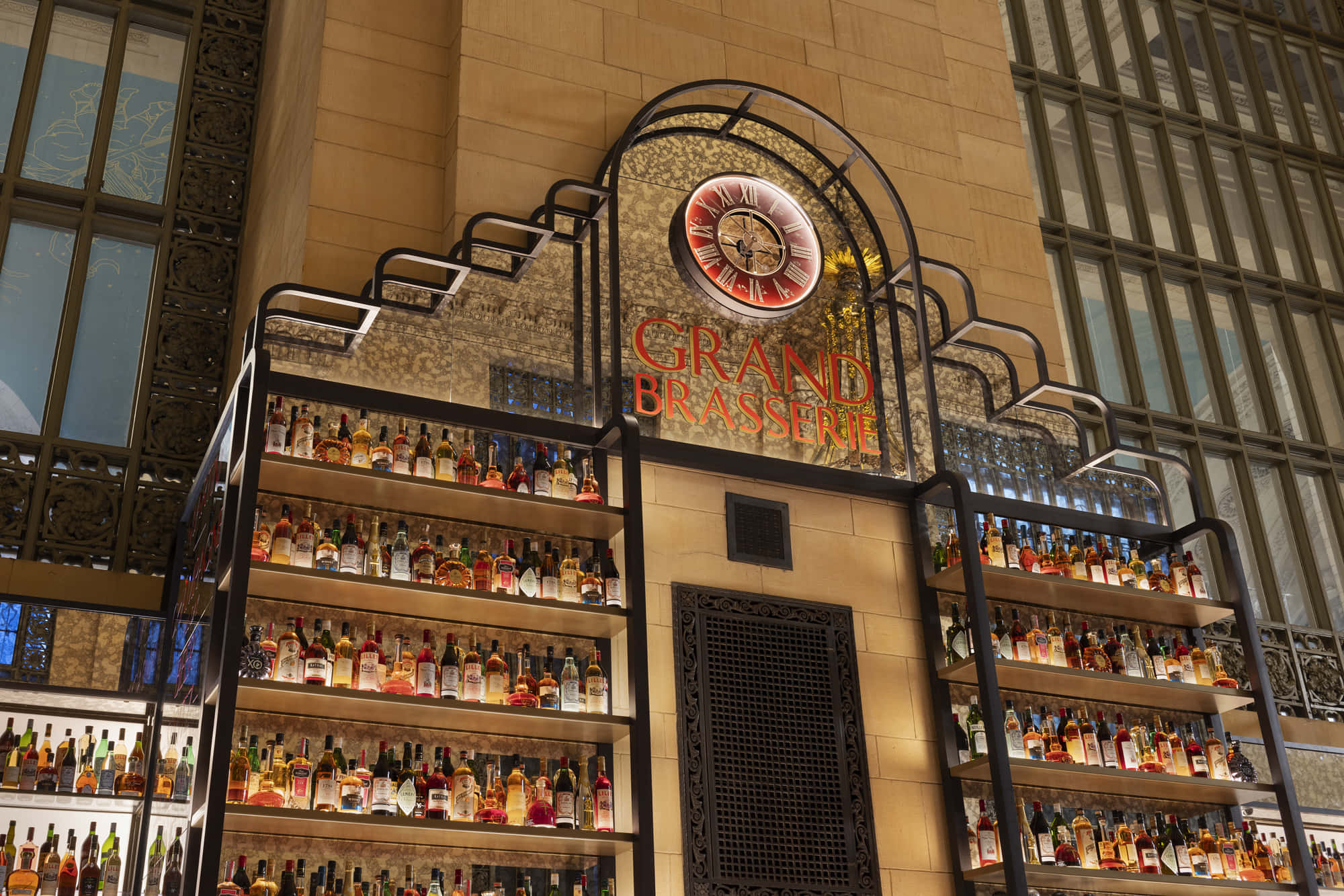 Main Dining Room Non-Private 3