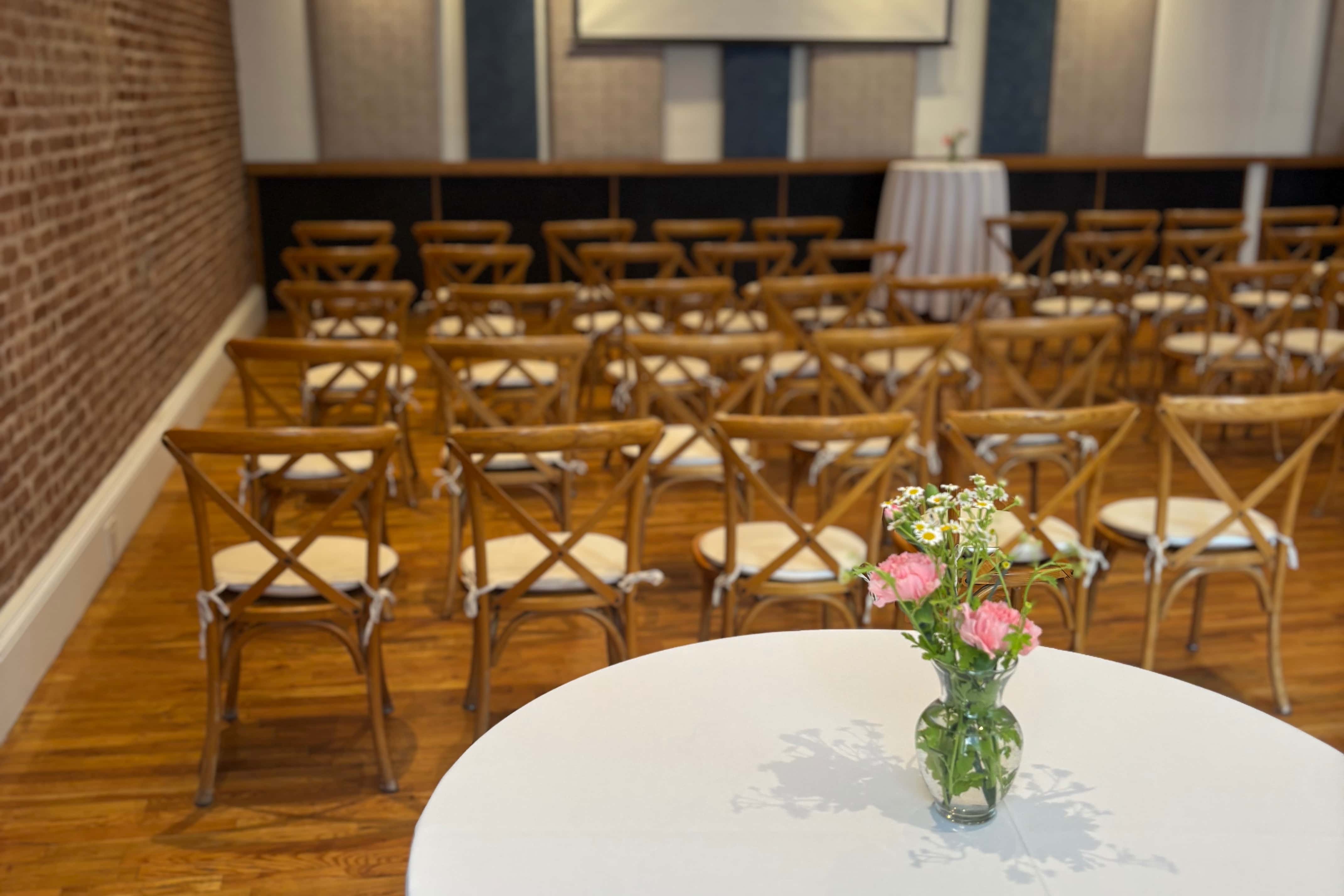 The Fifth Floor Loft 5