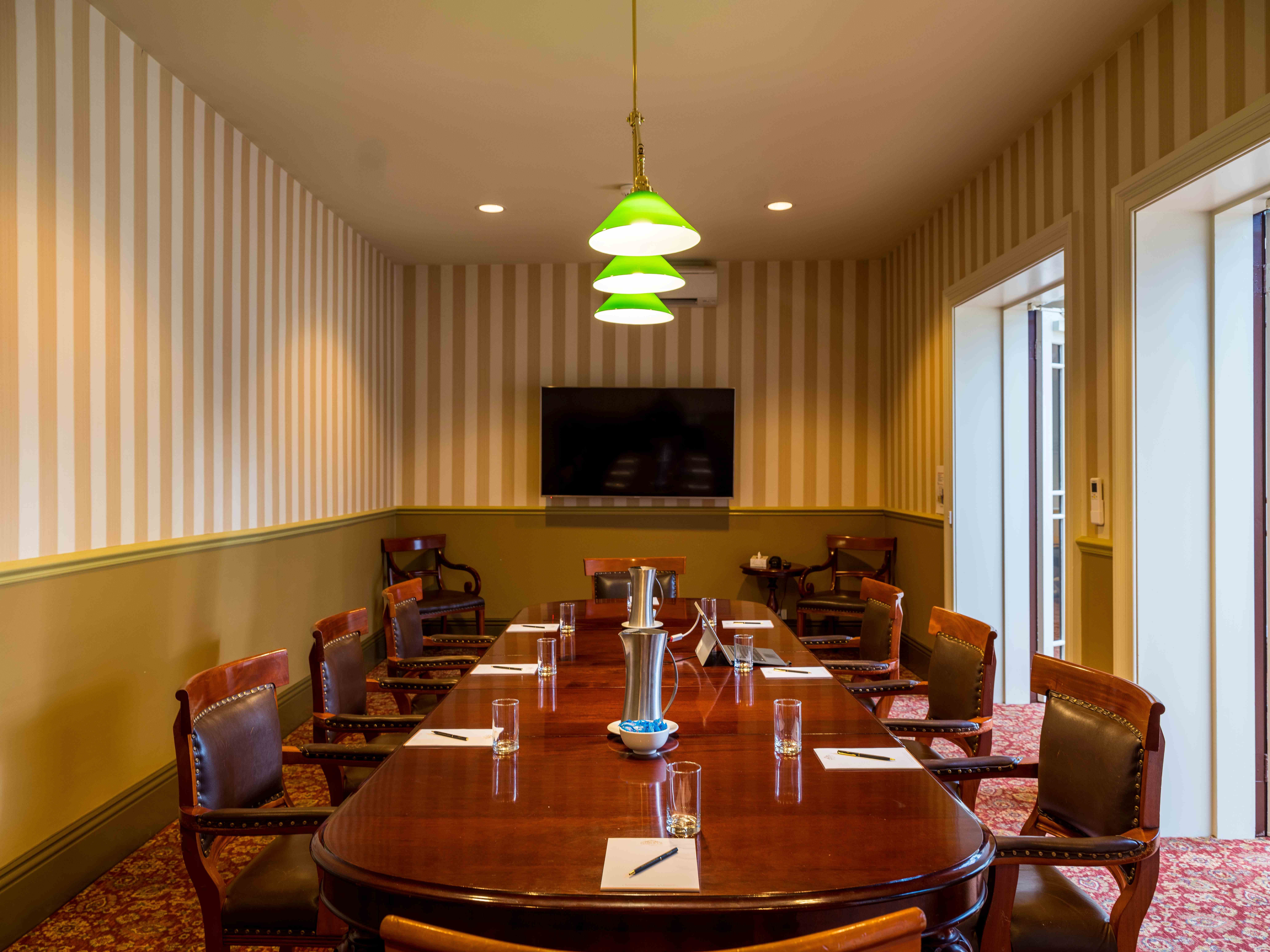 Hadley's Boardroom 1