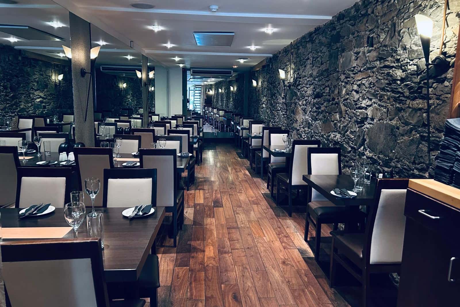 The Main Dining Room 3D tour