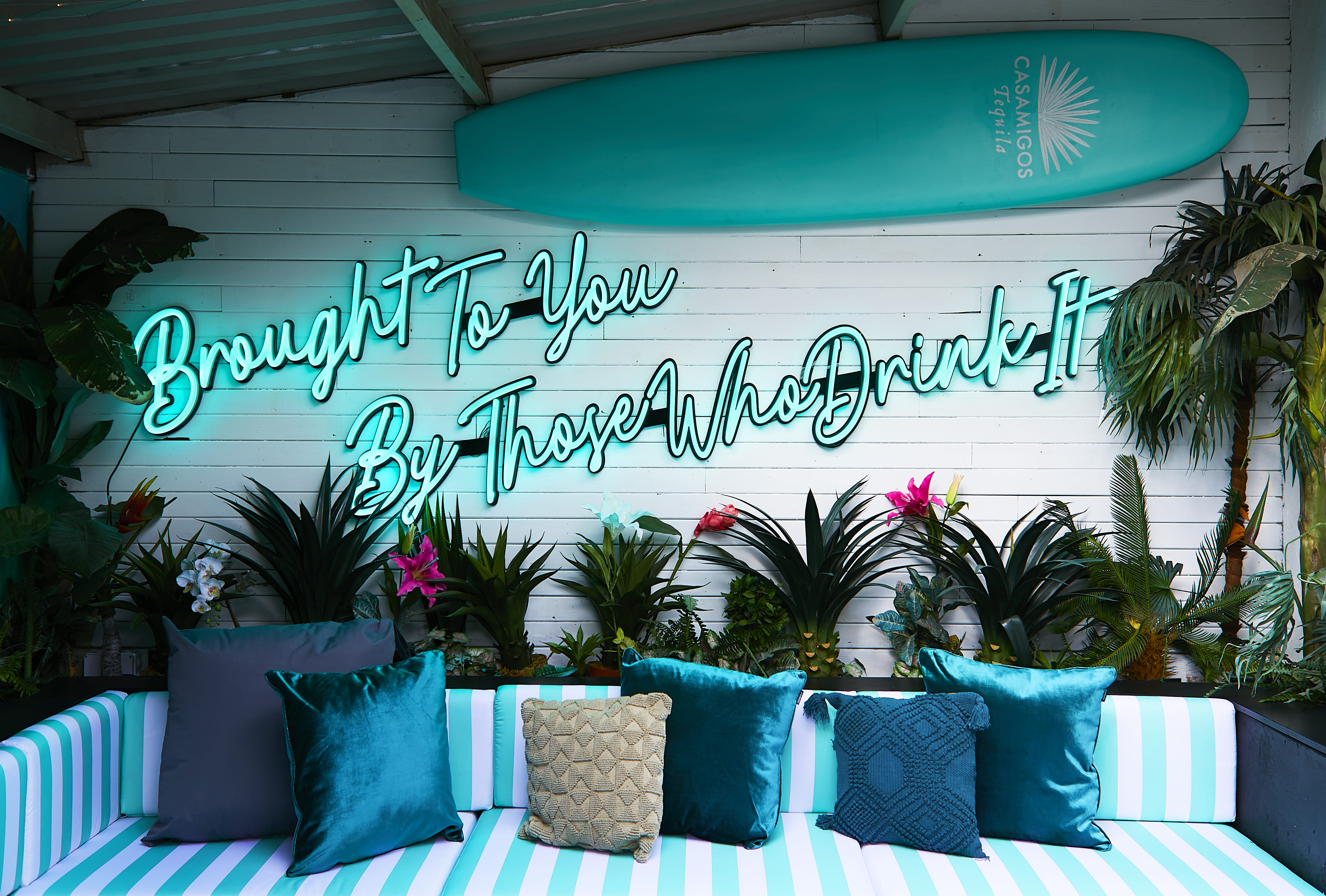 Embargo República Whole Venue 2