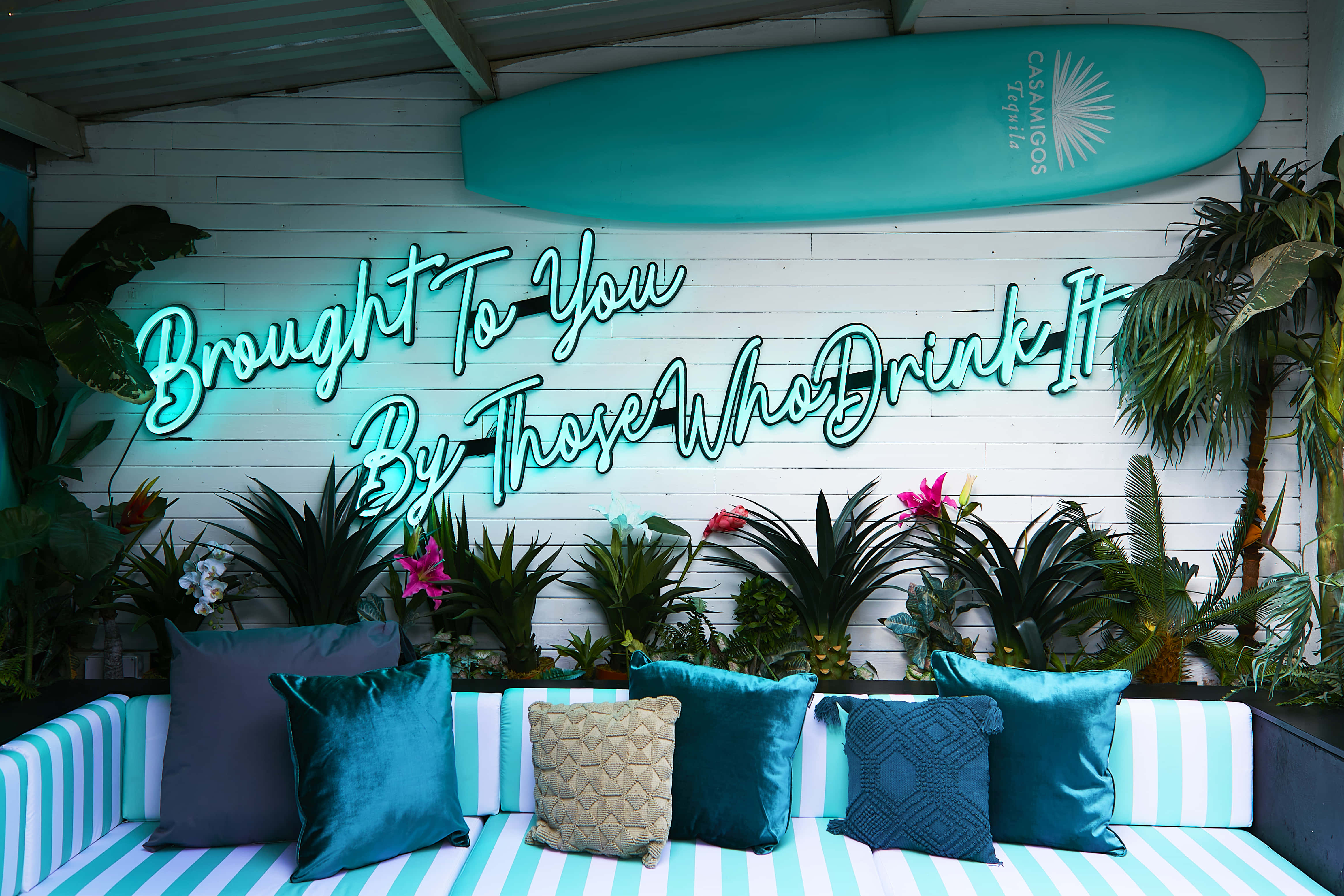 Embargo República Whole Venue 2