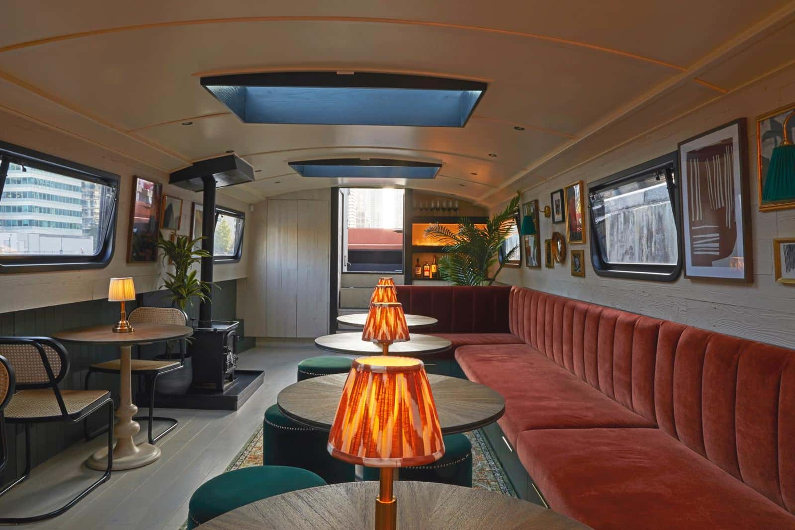 Canary Wharf - Cocktail lounge 6