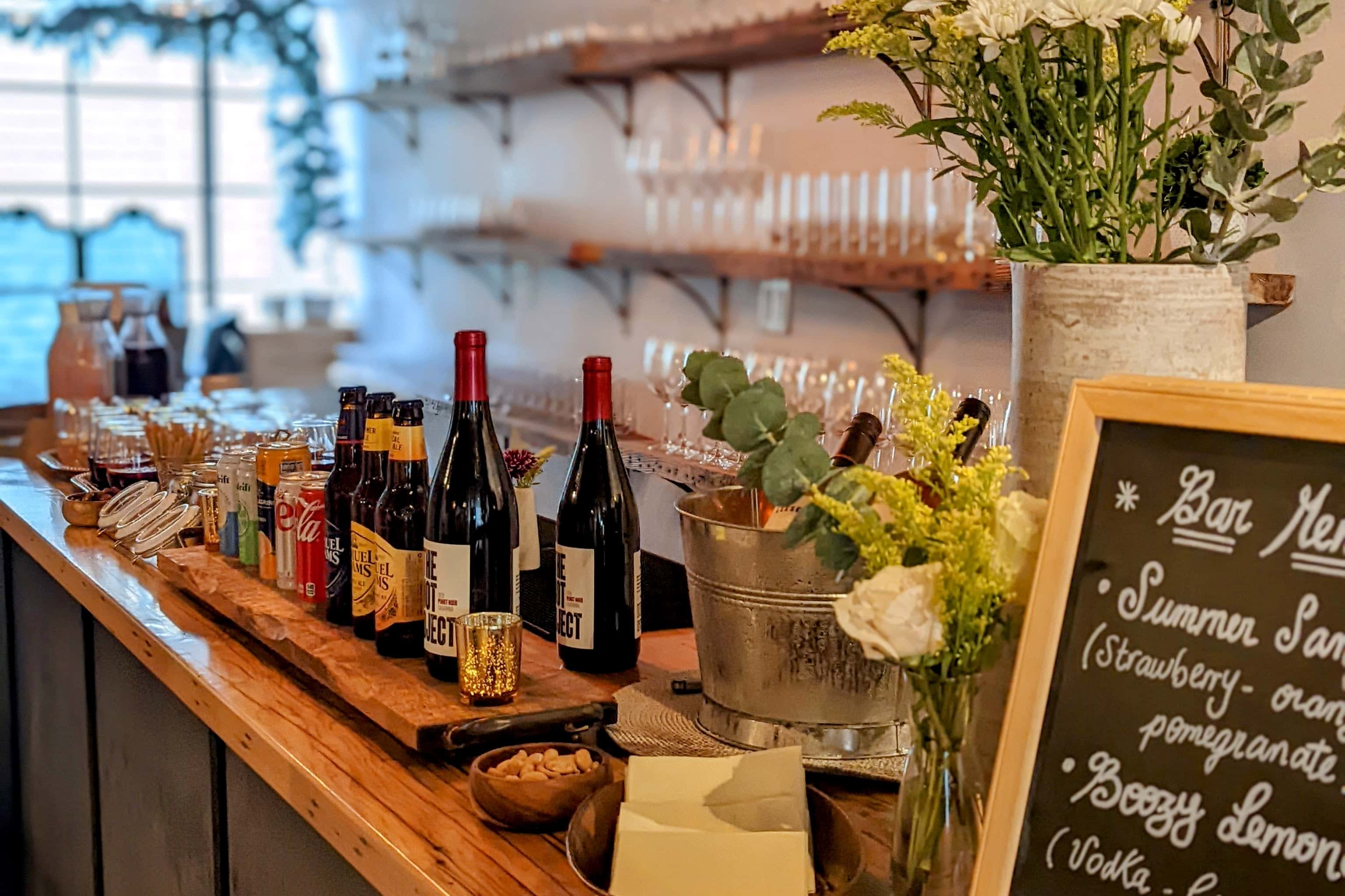 Dining Room, Lounge & Courtyard 13