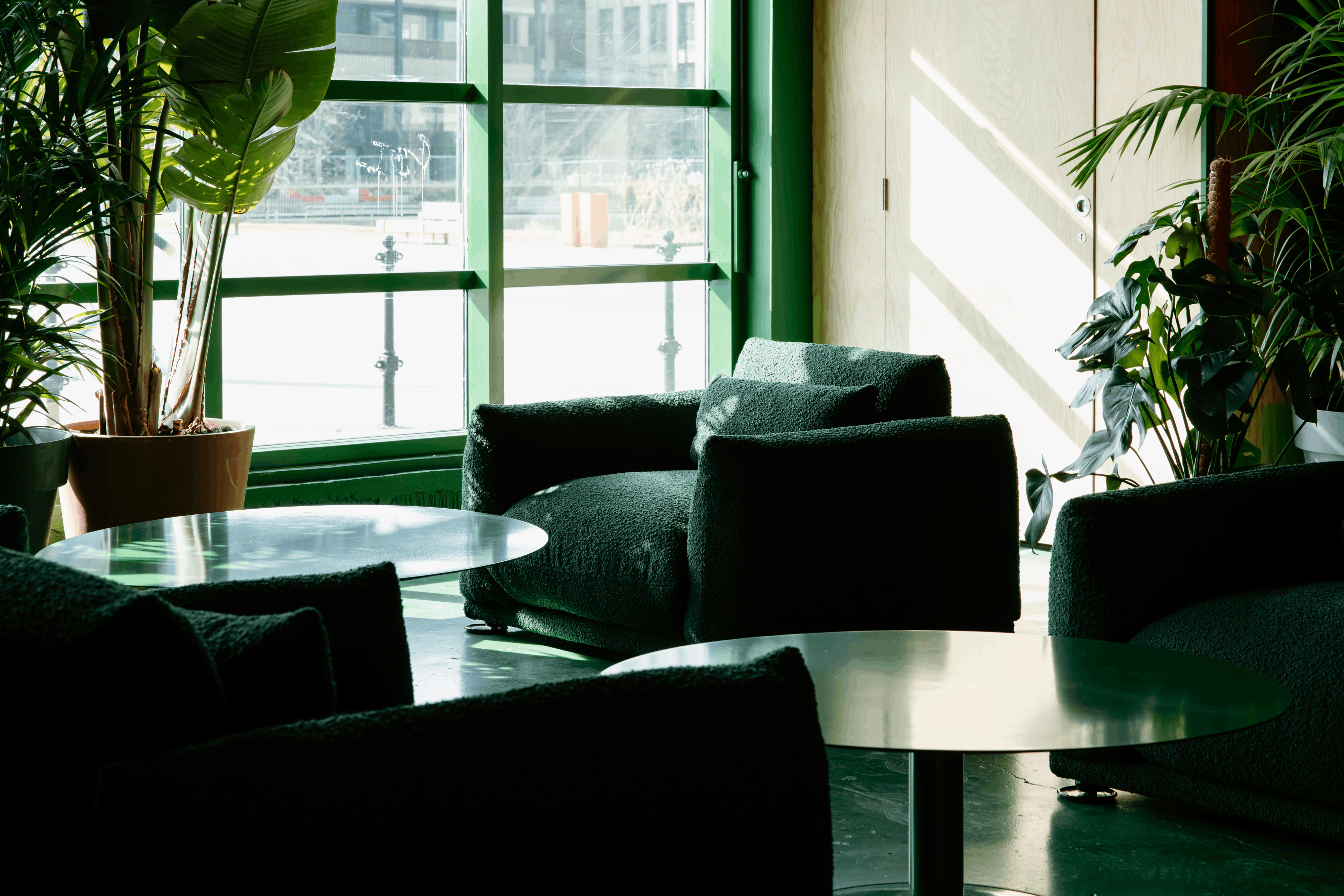 Food Hall and Cafe Bar 4