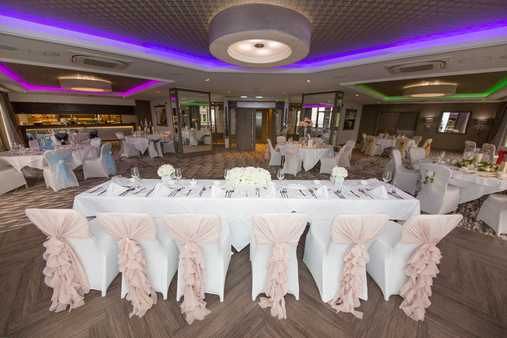 The Horizon Suite 17