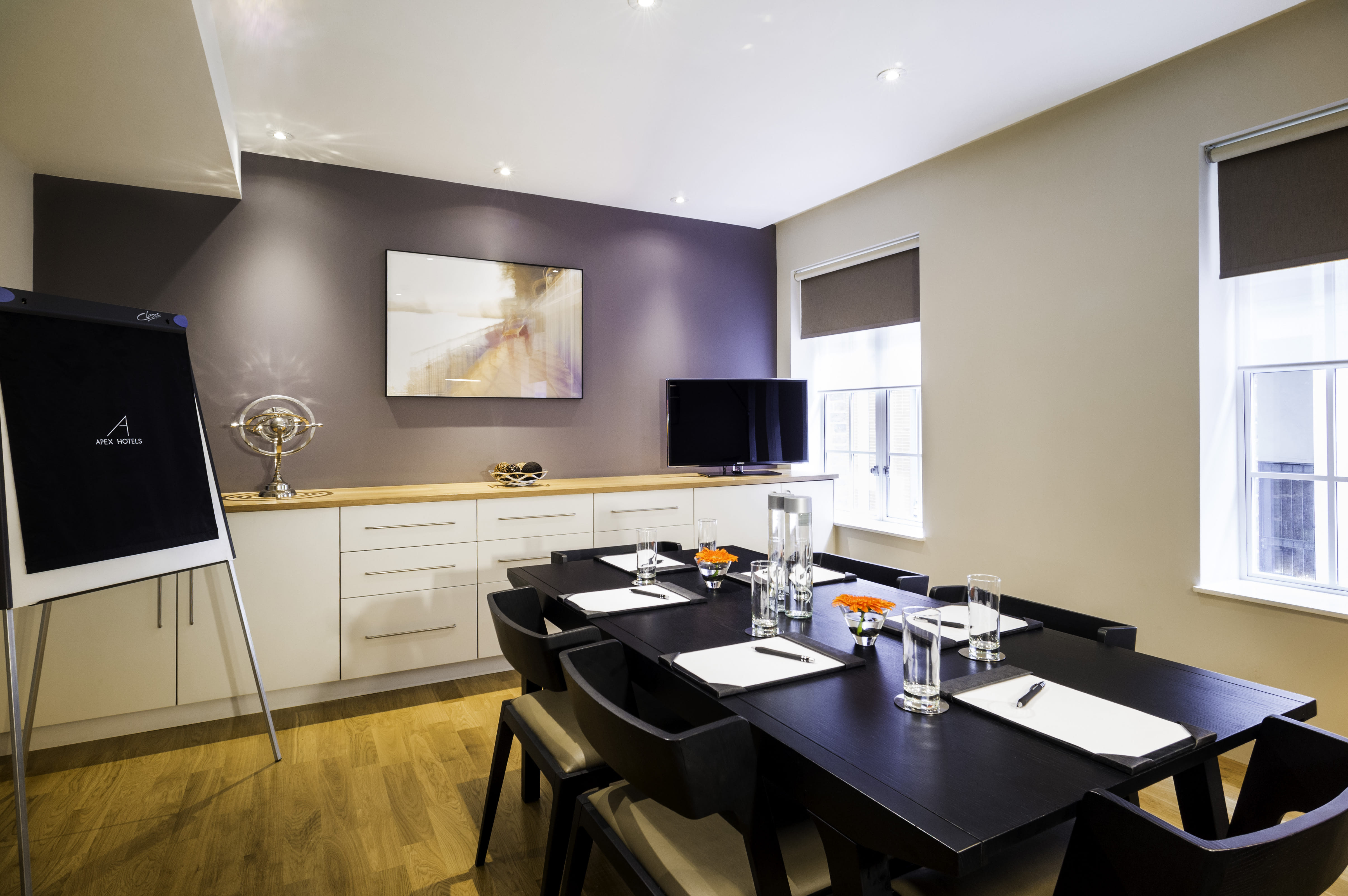 The Legal Suite - Master Suite