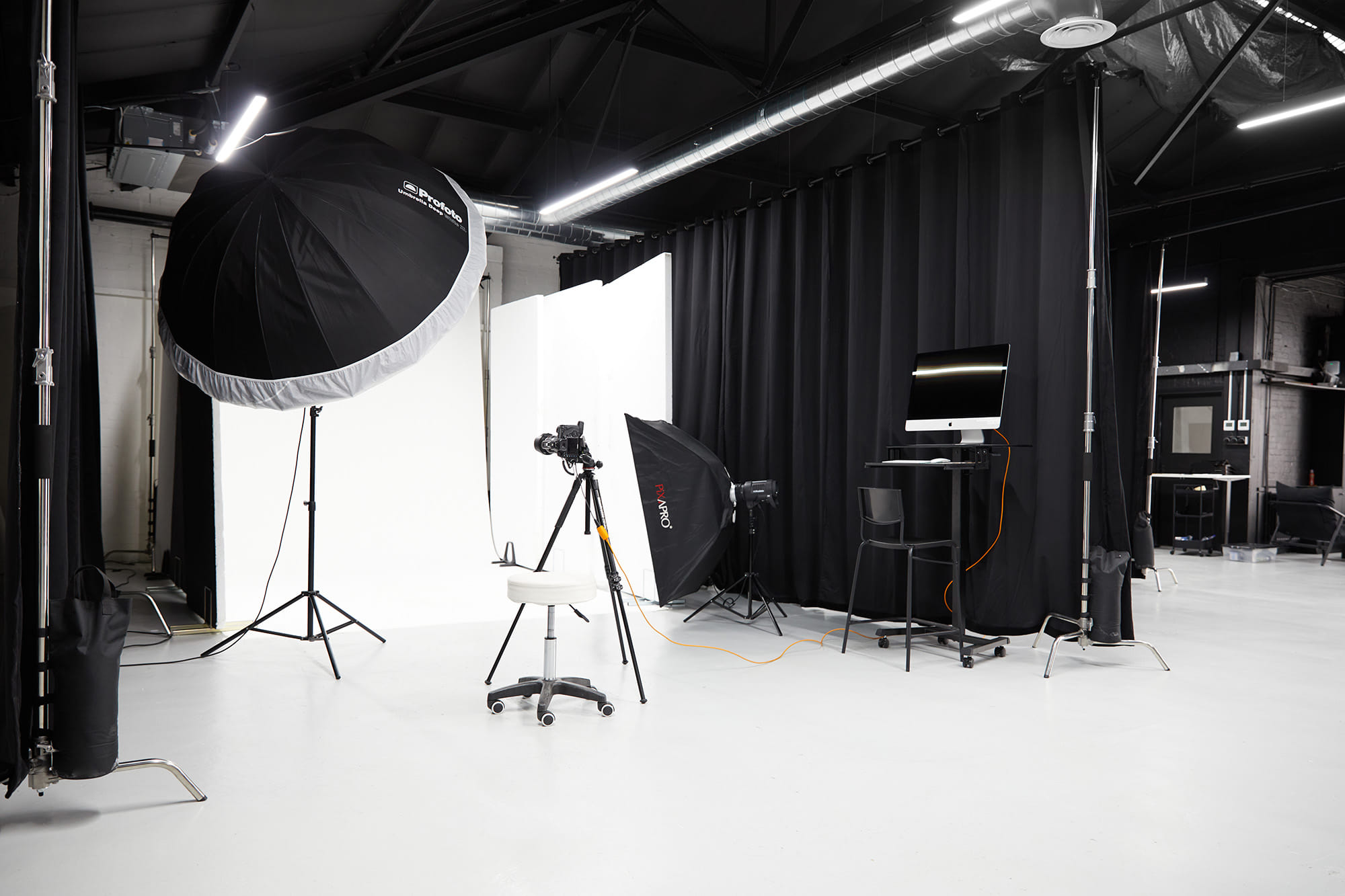 Shared Photography Studio