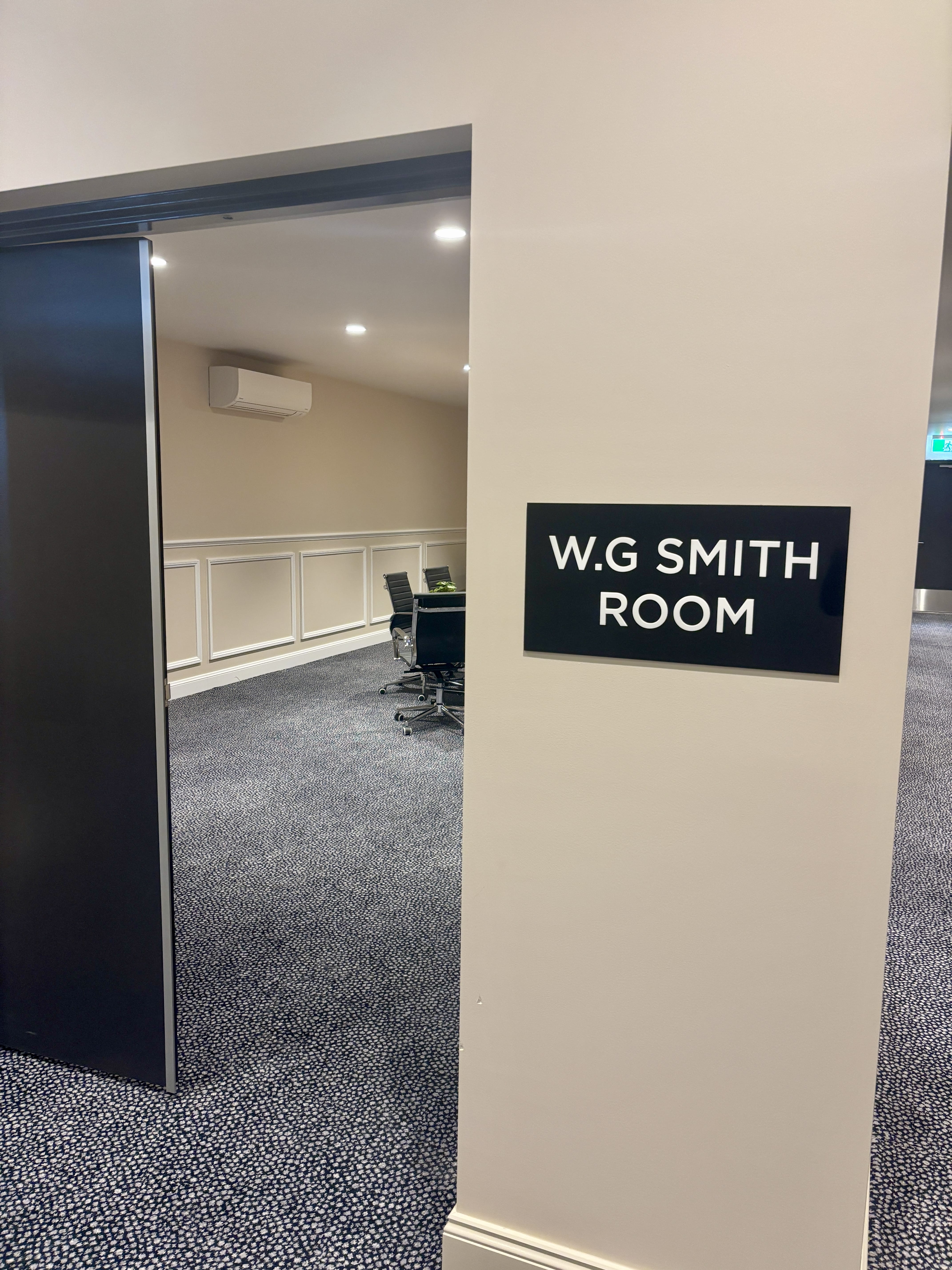 W.G SMITH ROOM 1