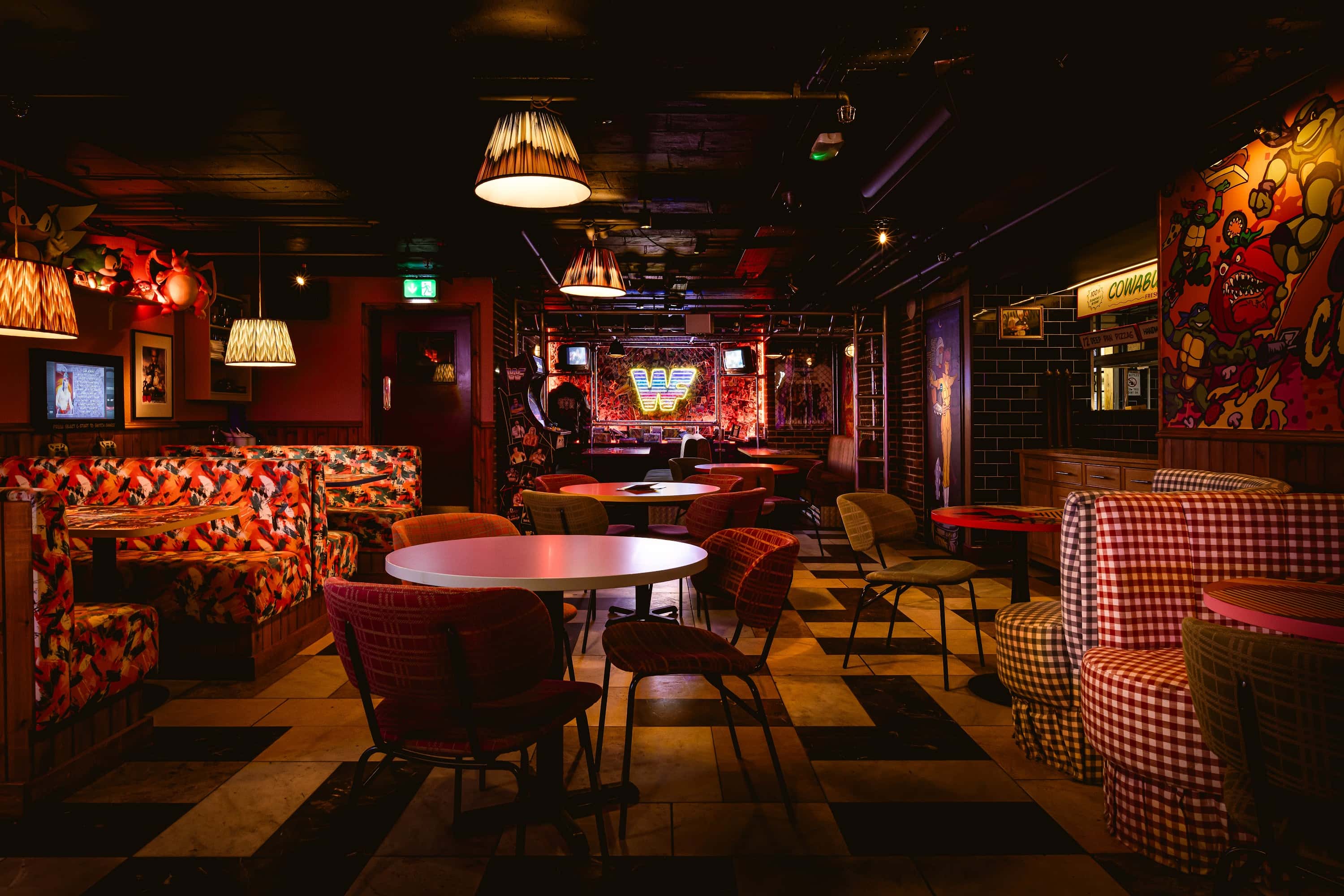 Semi Private Hire 3D tour