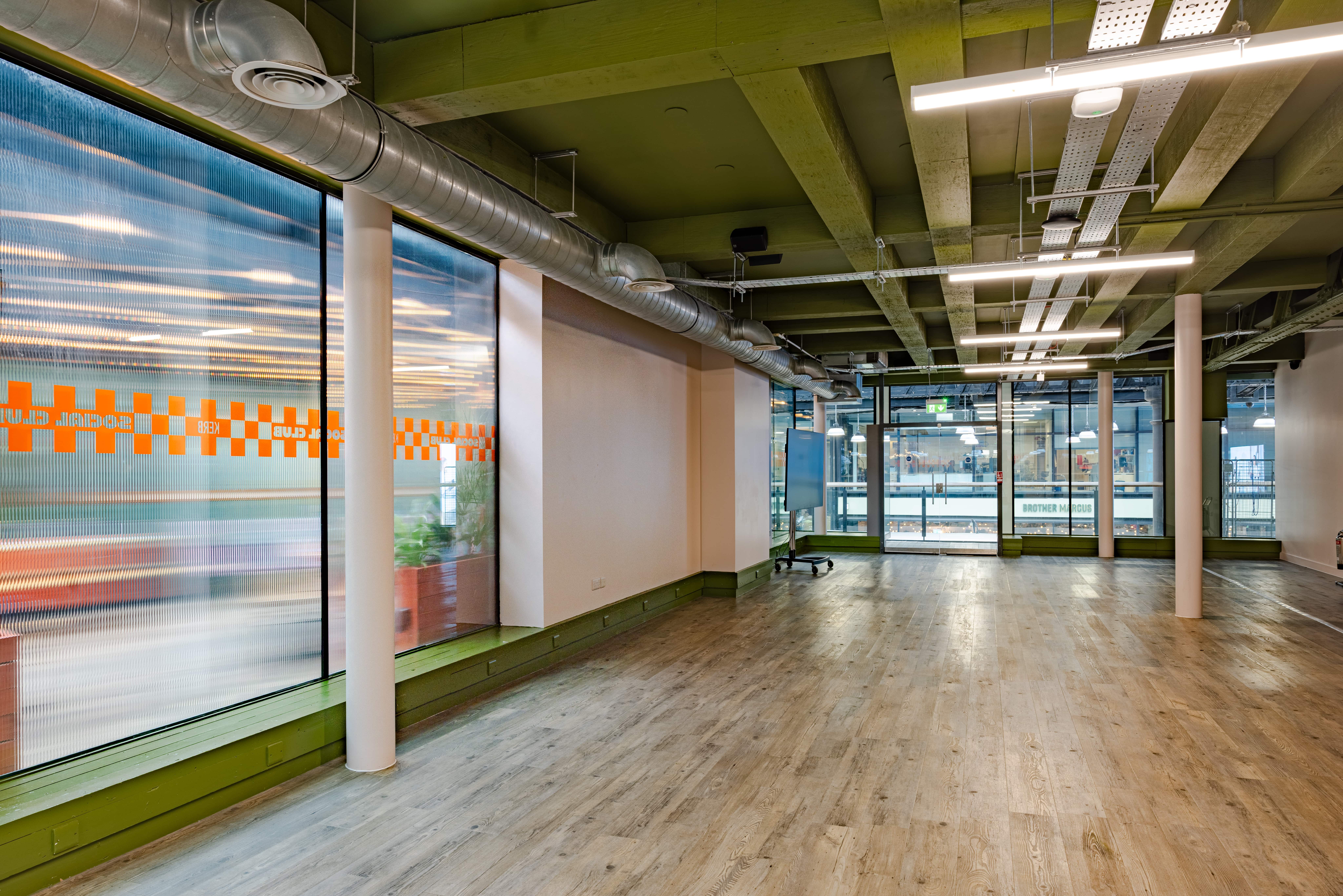 Corporate Hire Presentations And Meetings 1