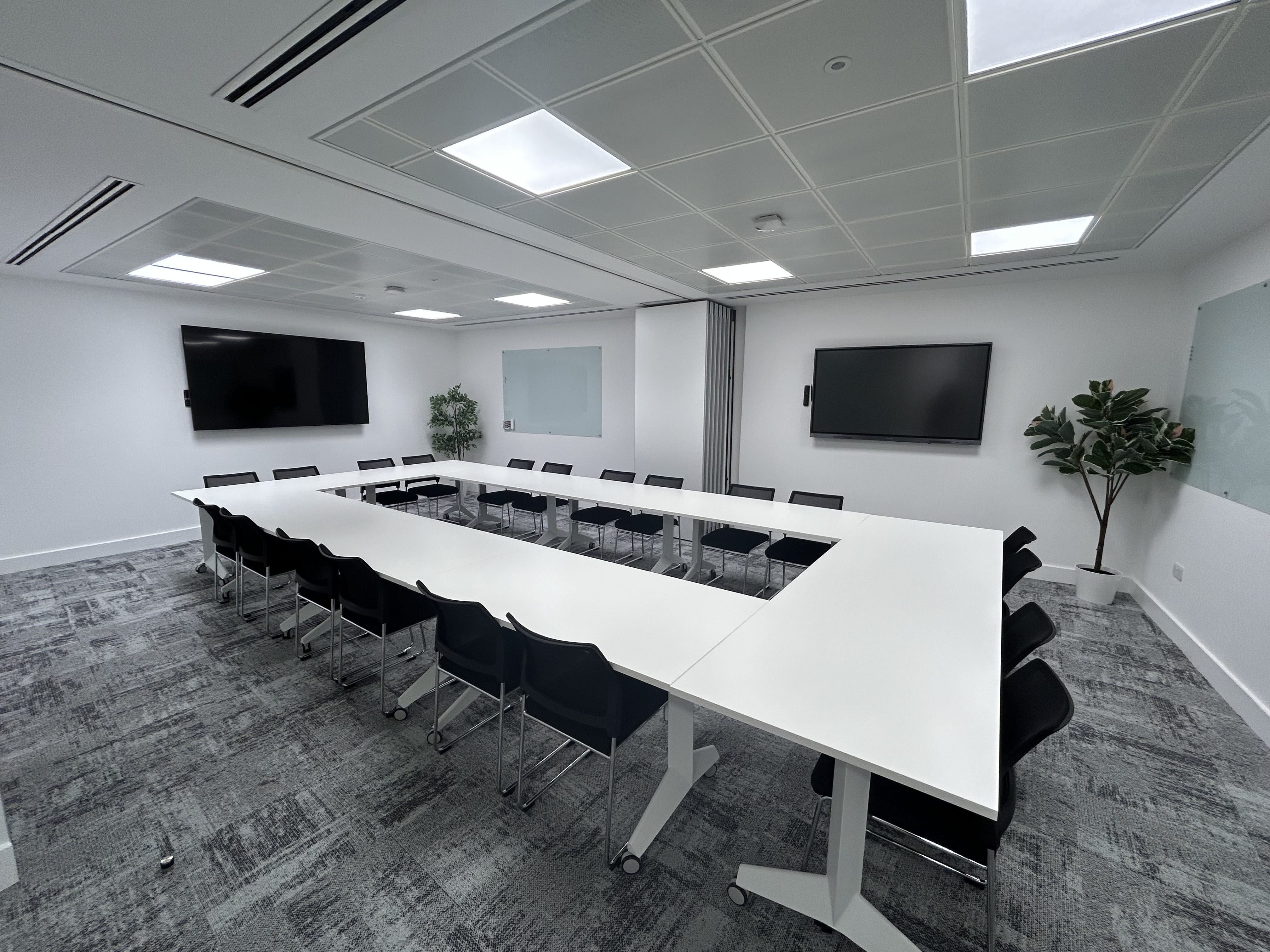 Nice City Space at 37 Lombard-Perfect for Shoots&Filming 9