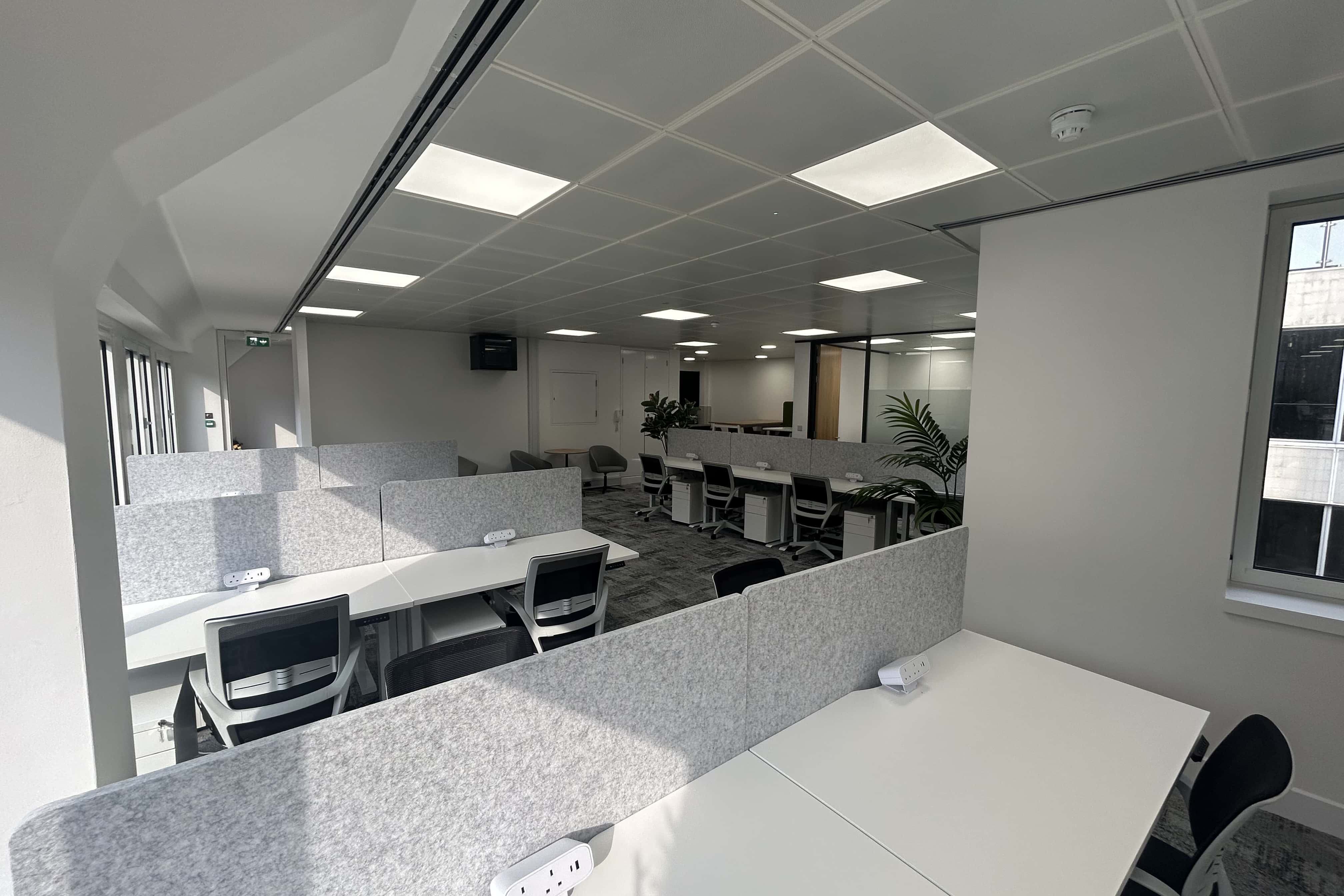 Nice City Space at 37 Lombard-Perfect for Shoots&Filming 8