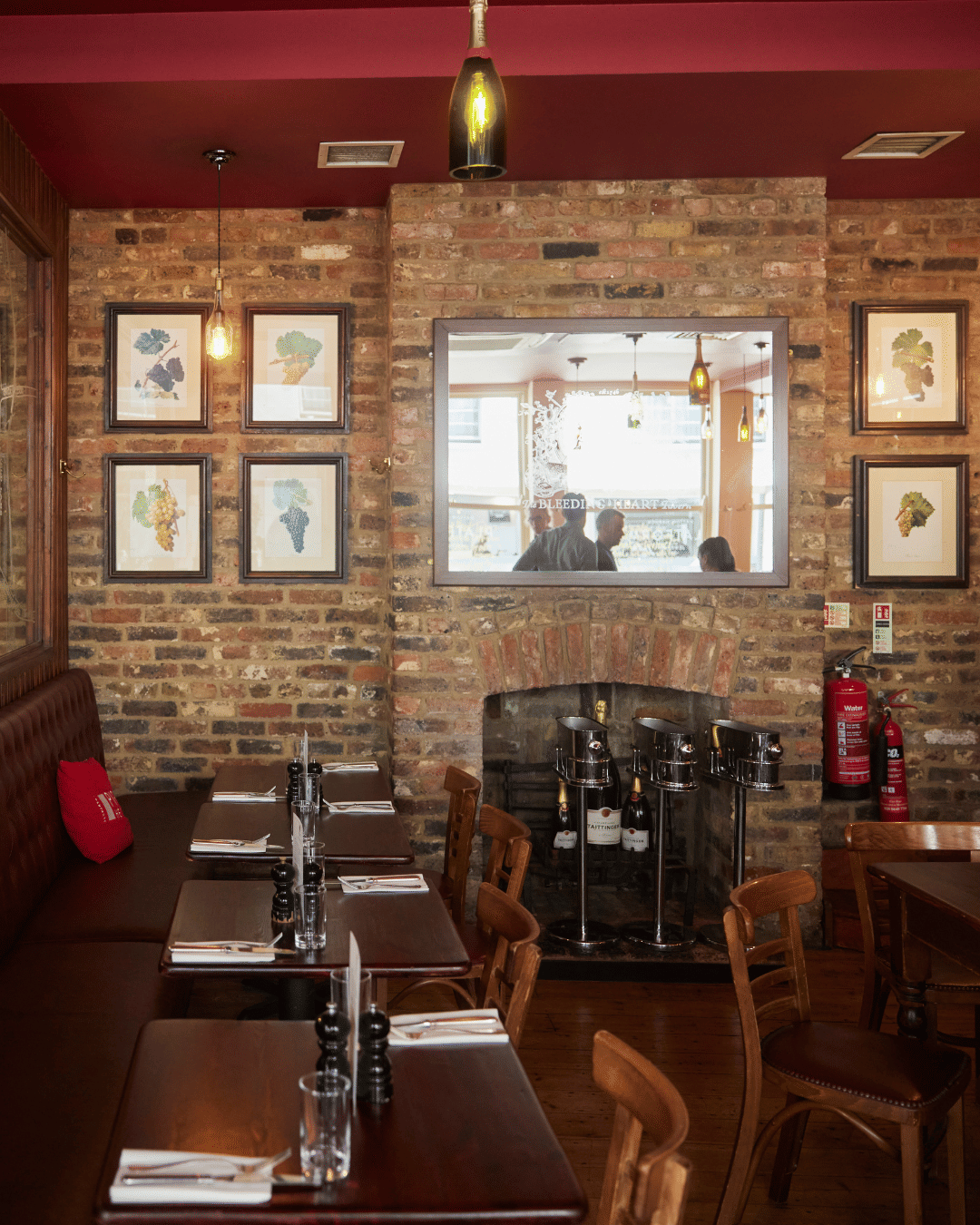 The Tavern Bar & Grill 7