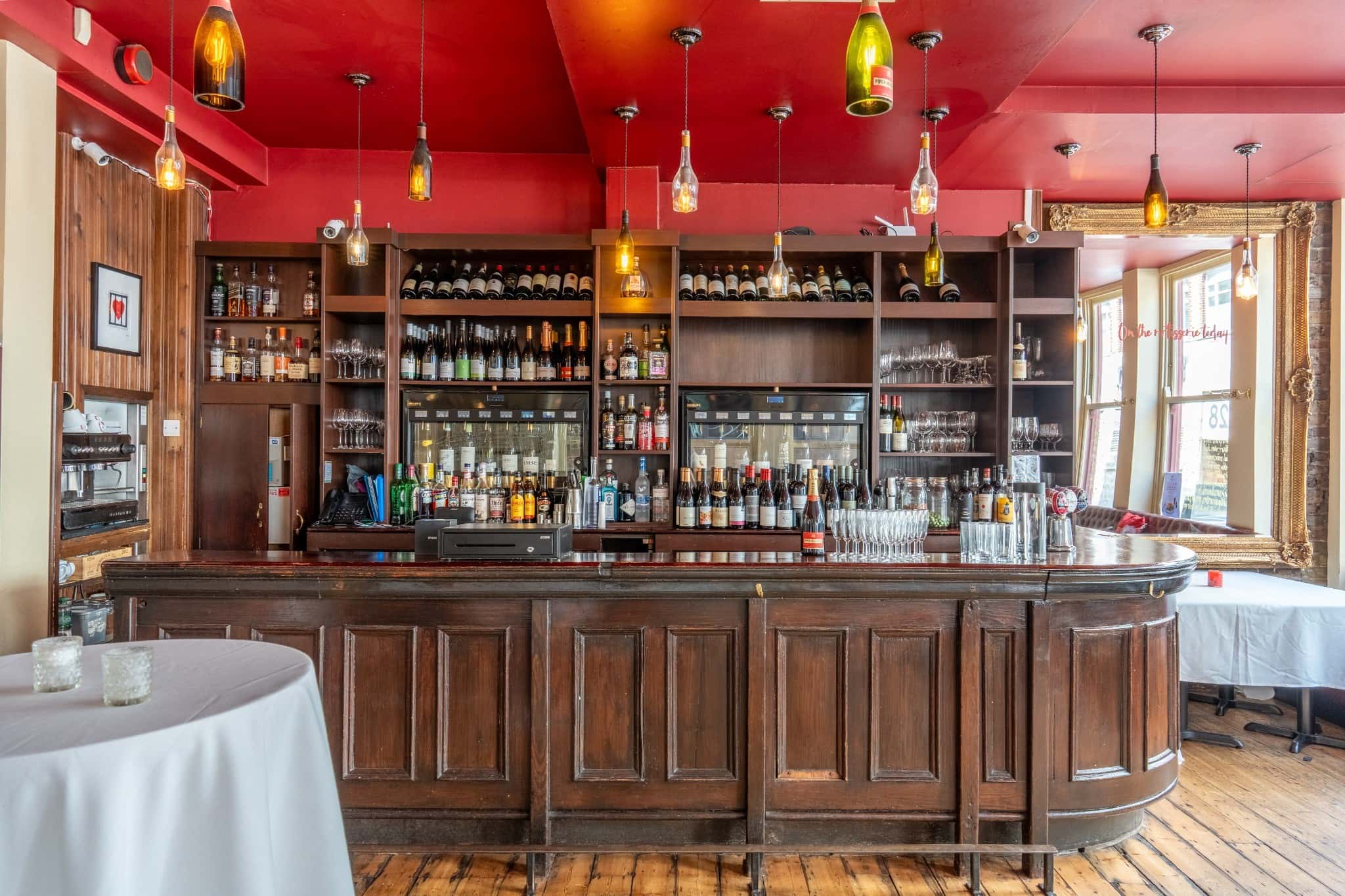 The Tavern Bar & Grill 0