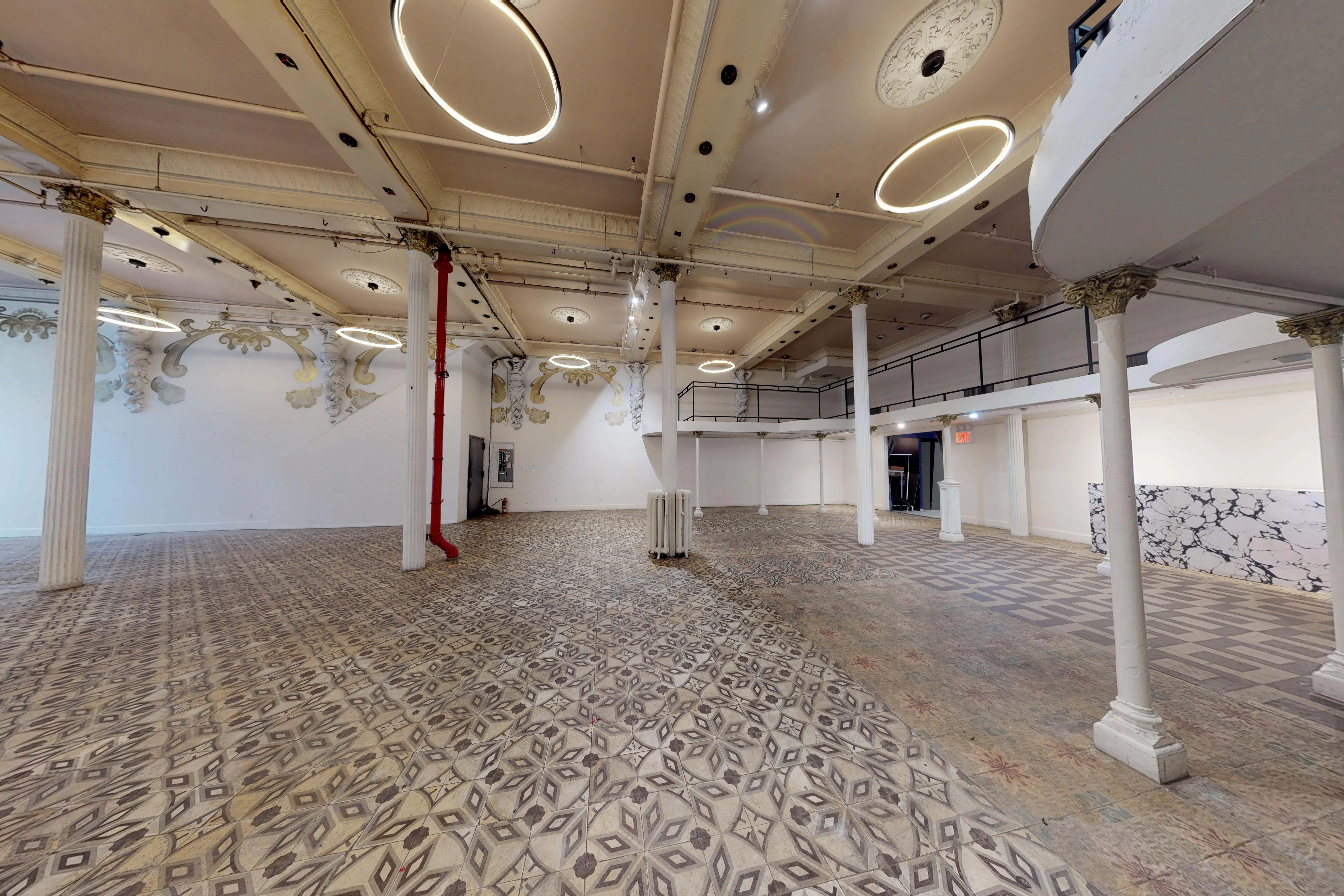 The DeKooning Classic - Space hire 0