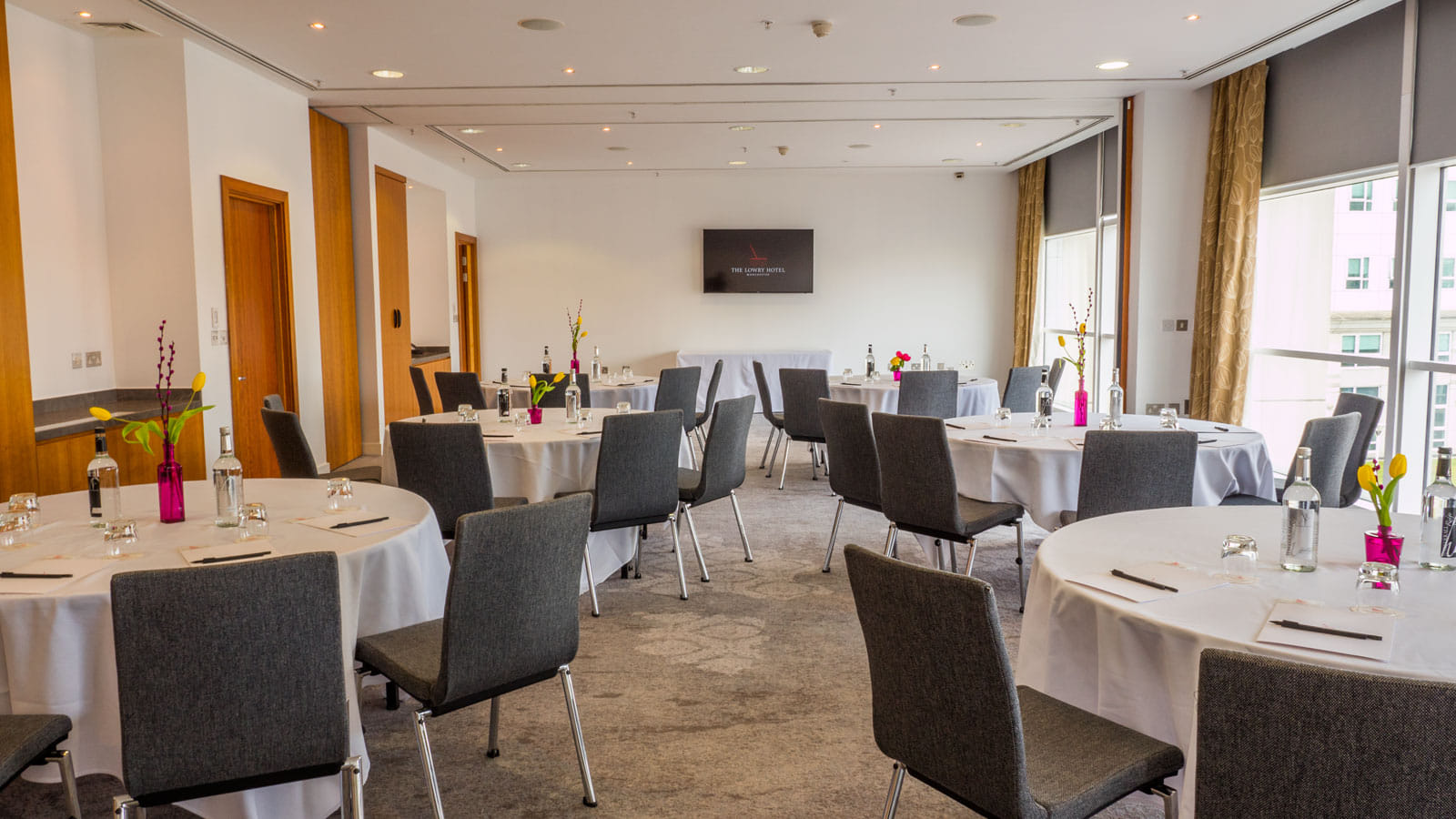 Meeting Room 2, 3 & 4  0