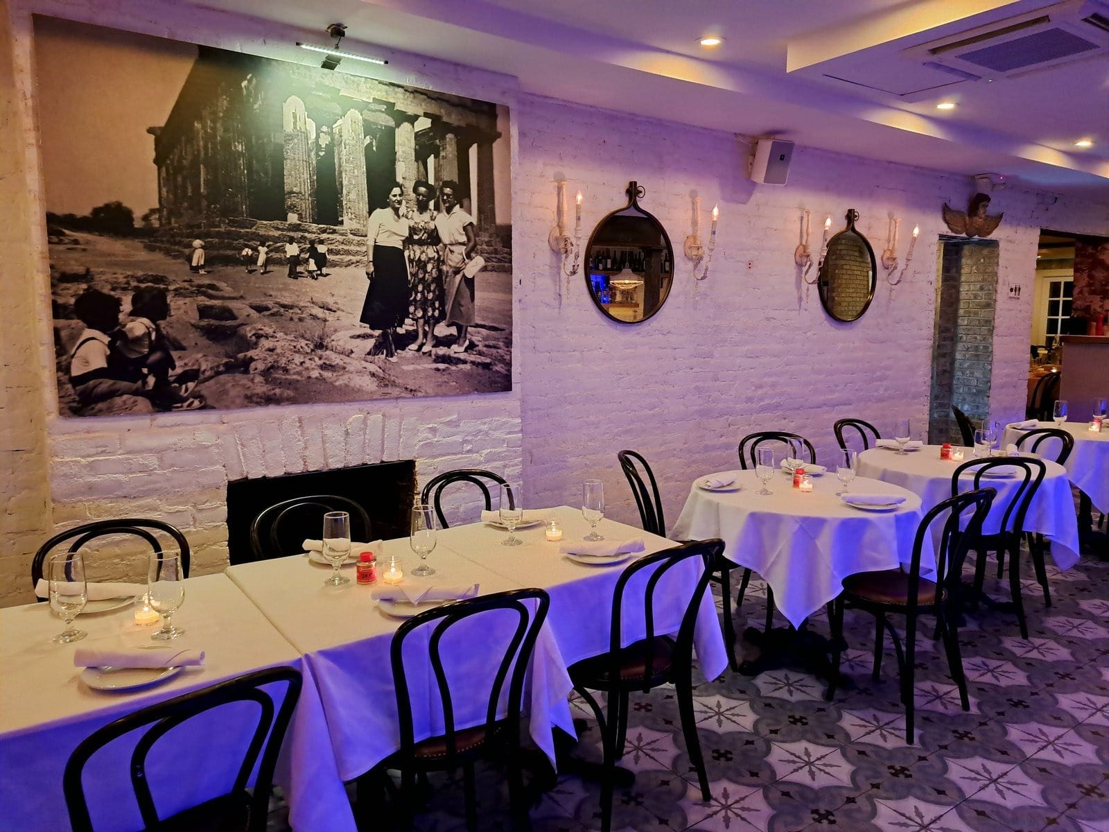 Siena Cafe Italian Bar  Restaurant - Space hire