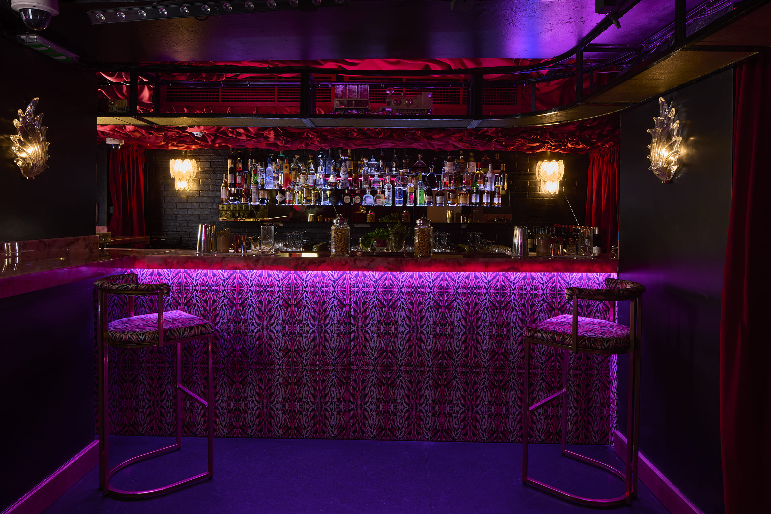 The Knox - Main Club  5