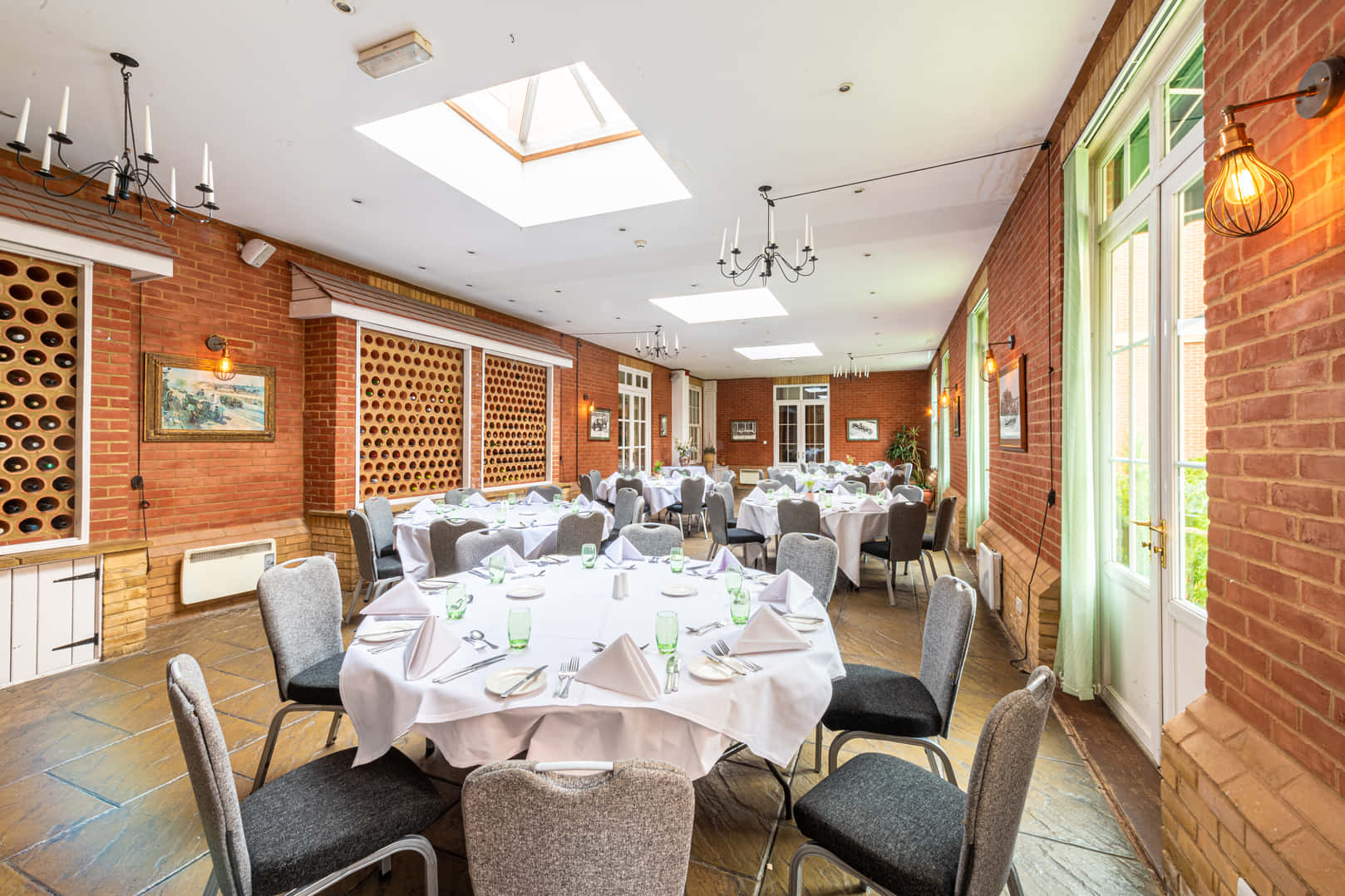 The Courtyard Restaurant 0