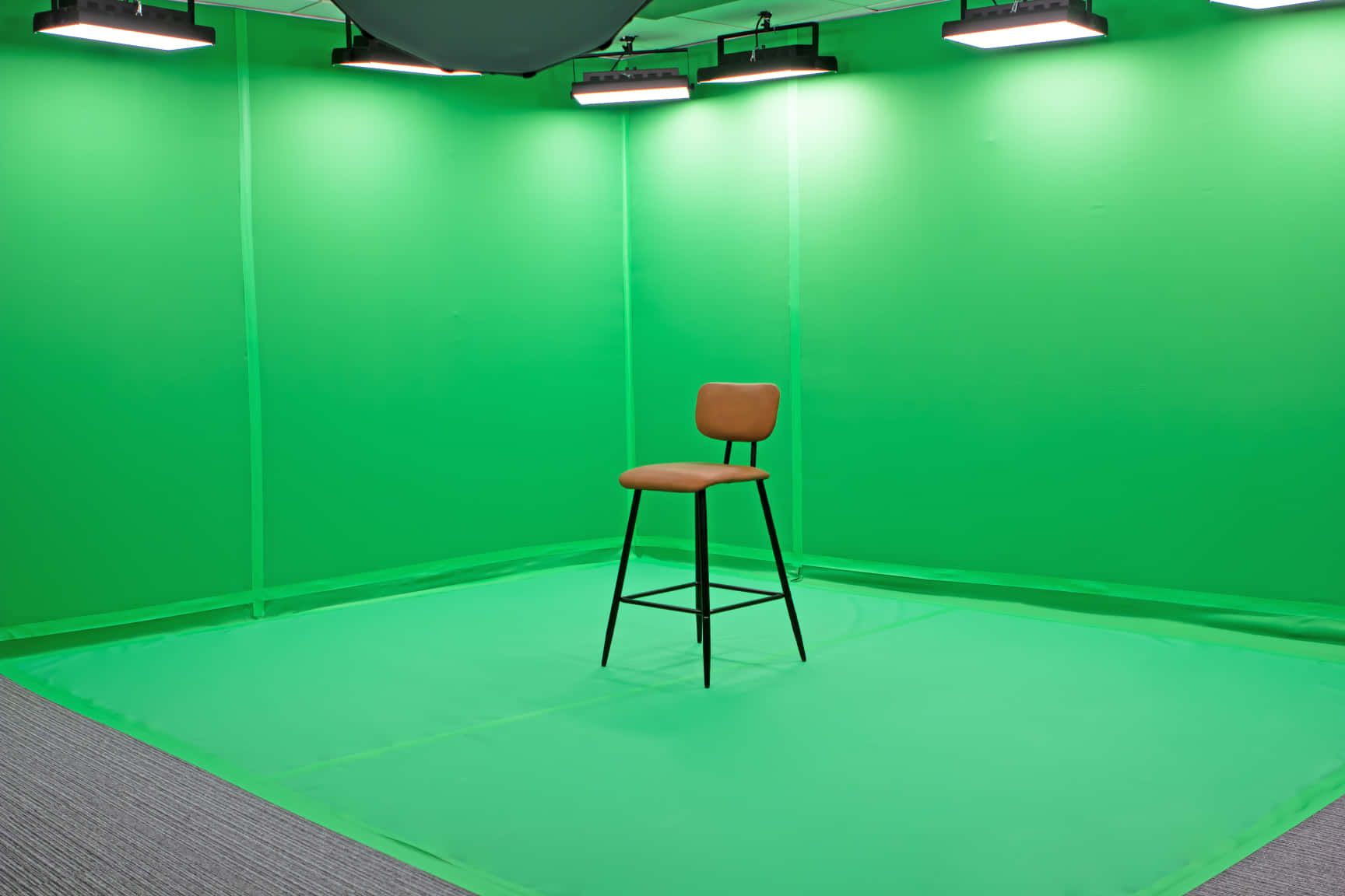 Green Screen & Photo Studio at Deansgate Studios 0