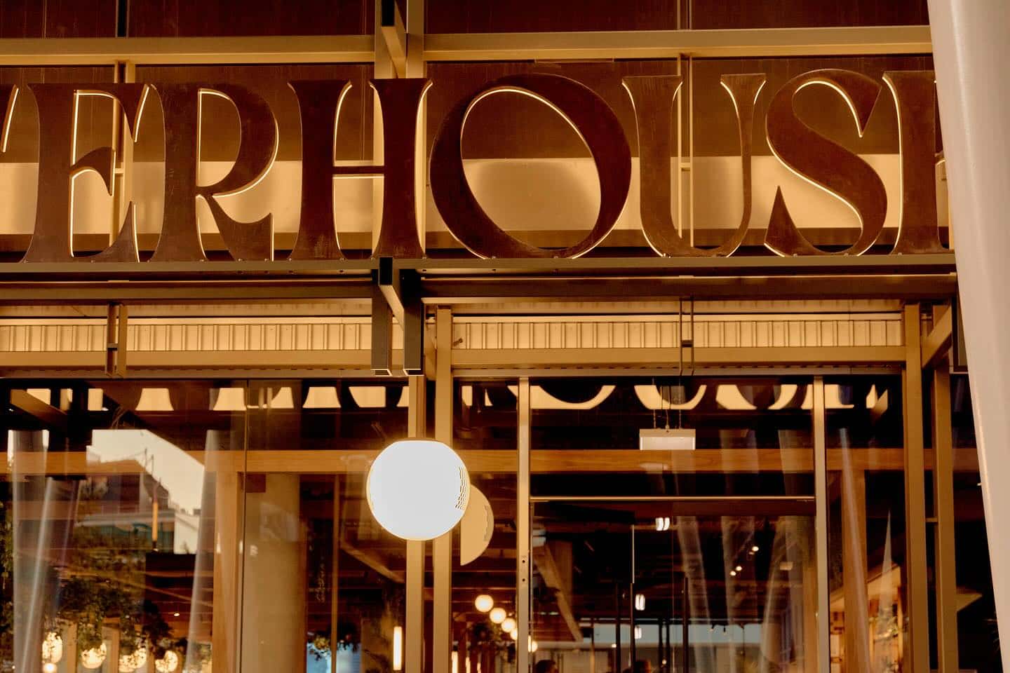 Public Bar – Collins Street 2