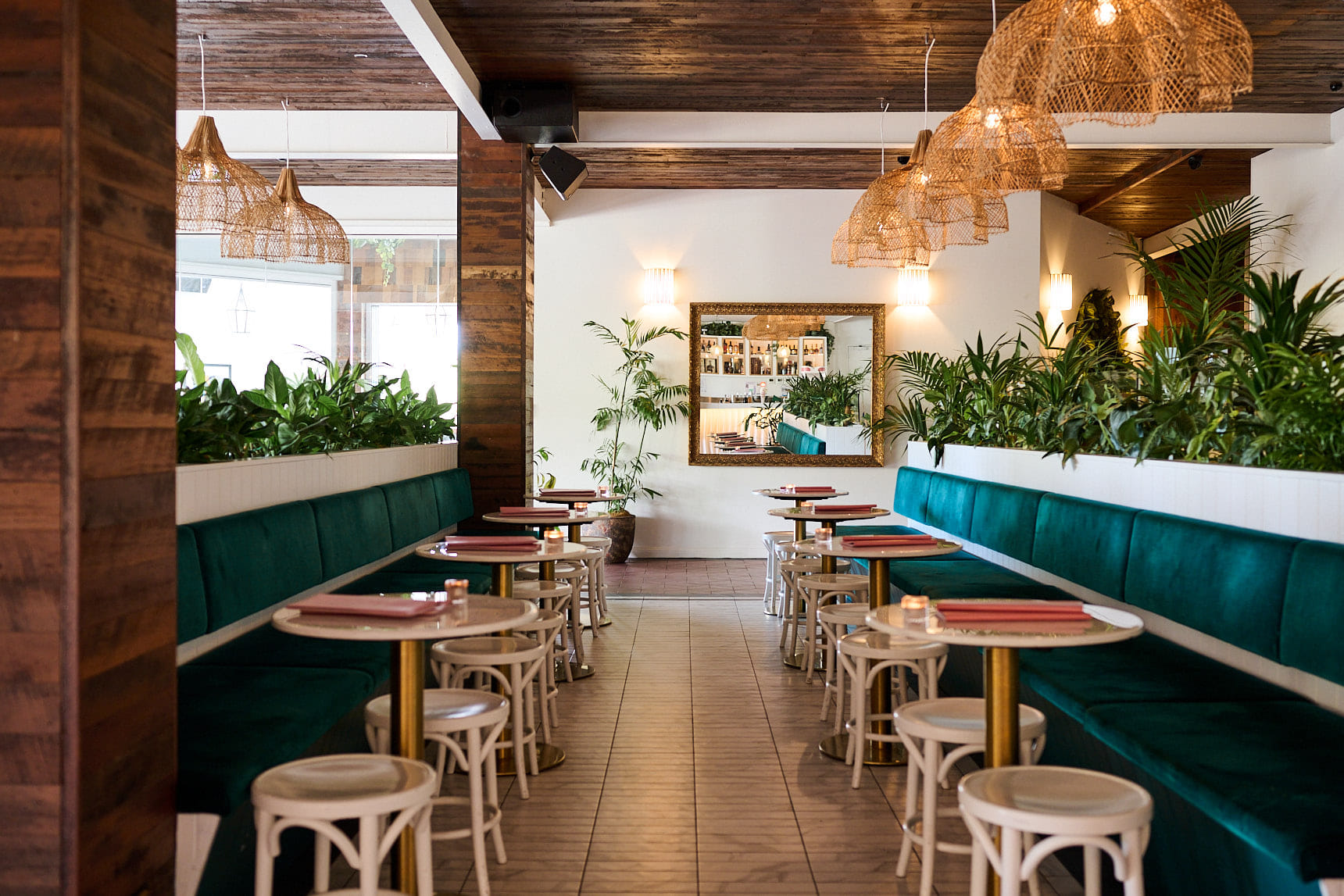 Highball Whole Venue 1