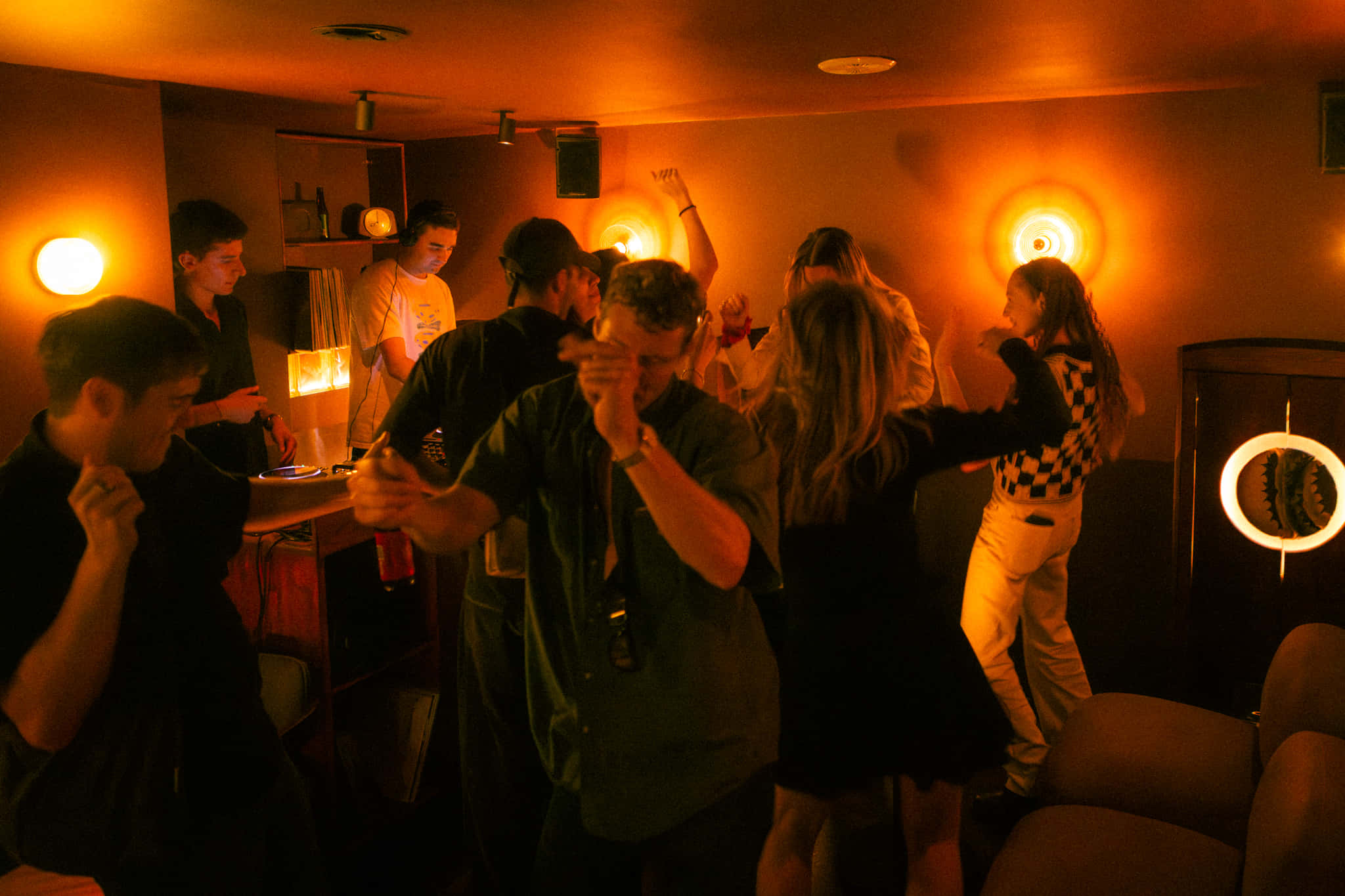 Little Fires – The Hi-Fi Basement Lounge & Bar 9