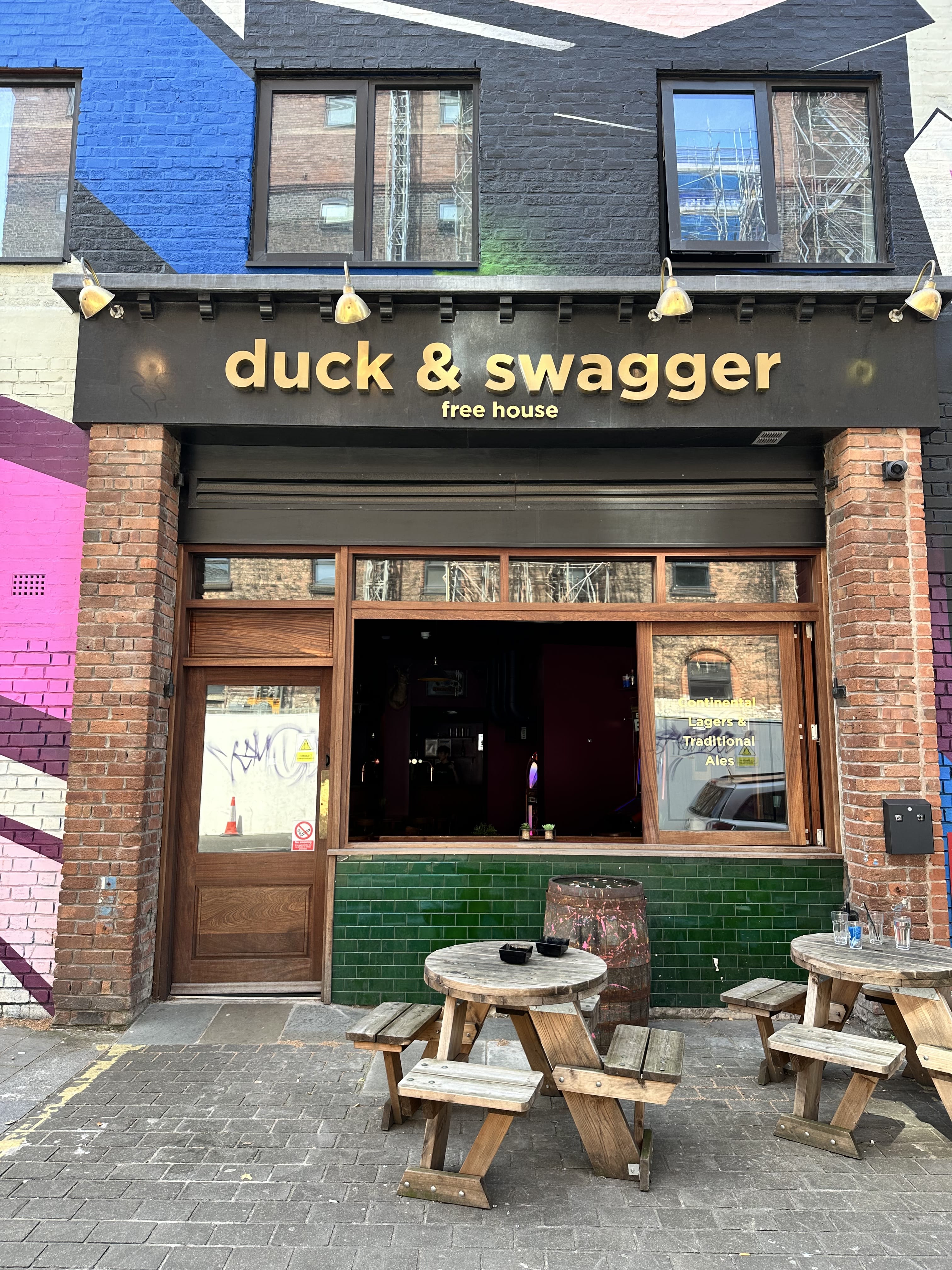 Duck & Swagger Pub 2
